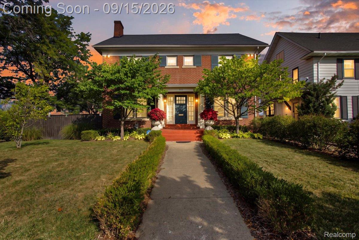 900 Taylor Street — photo