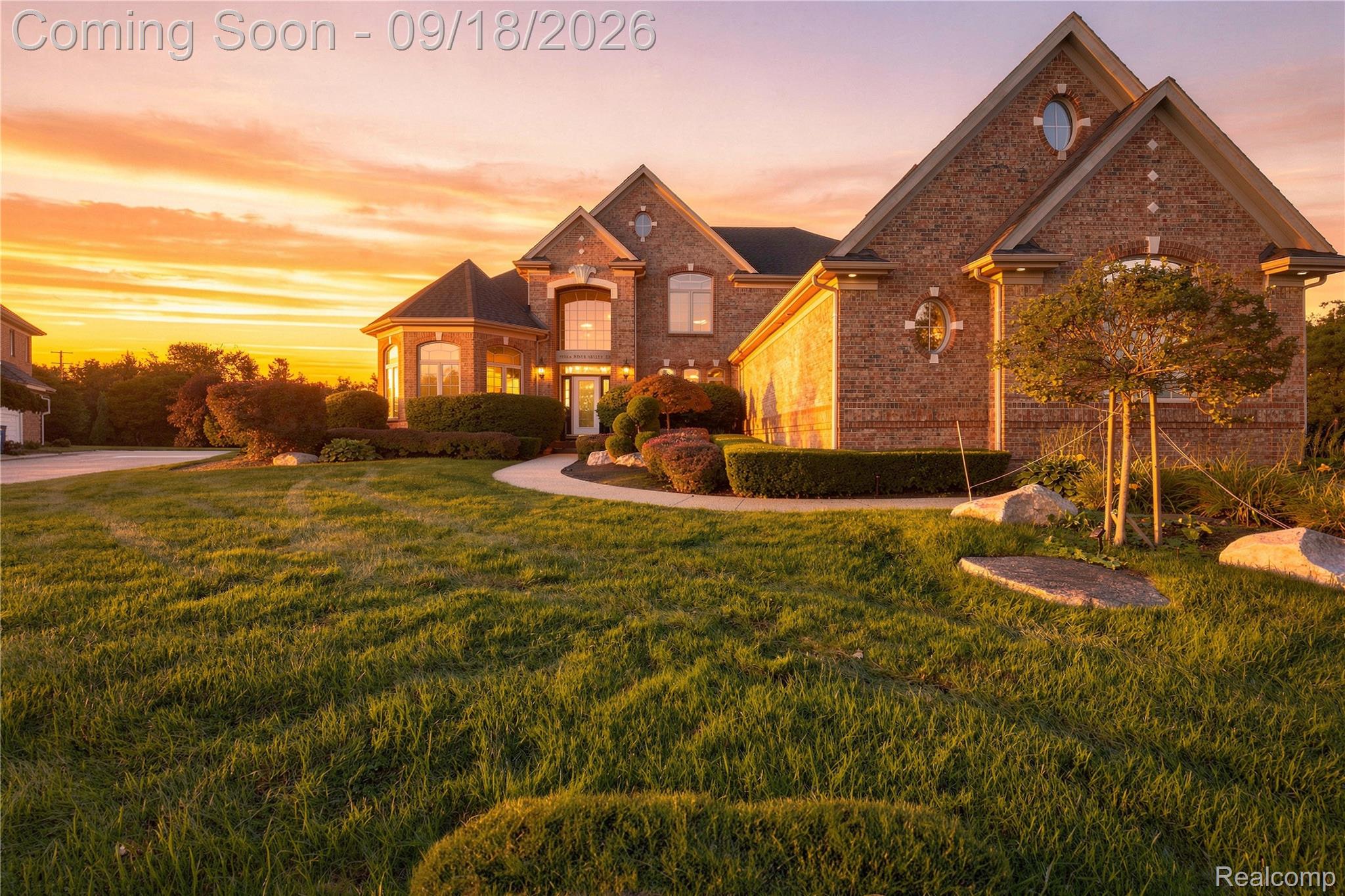 19344 River Valley Drive — photo
