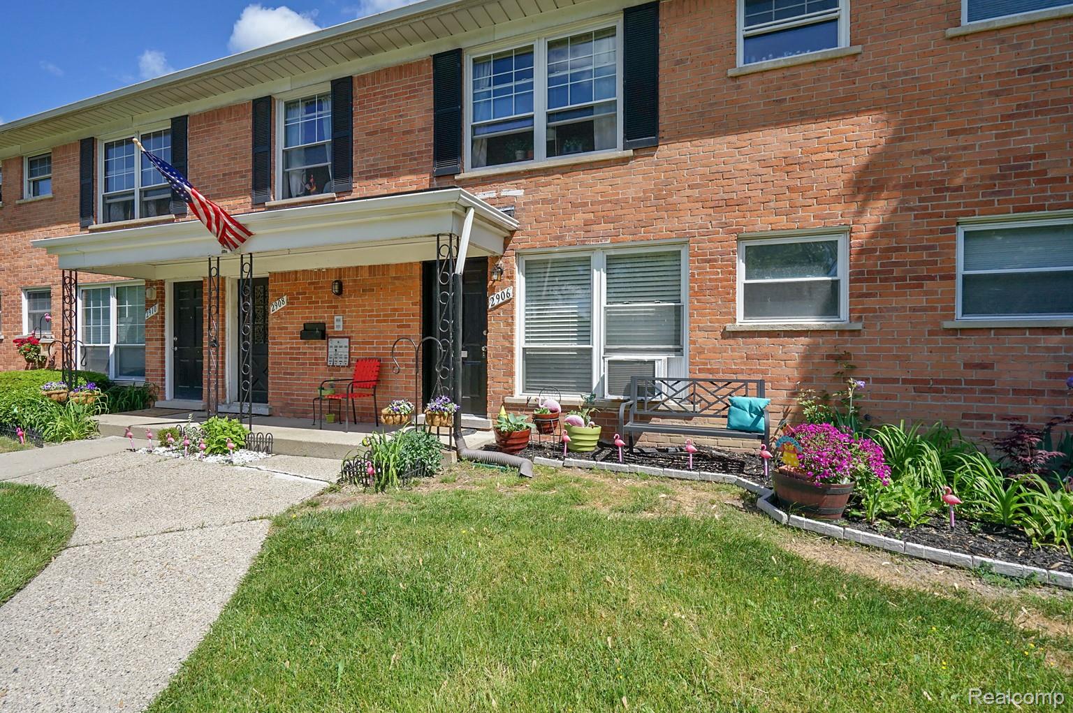 2906 W 13 Mile Road Unit 3 — photo