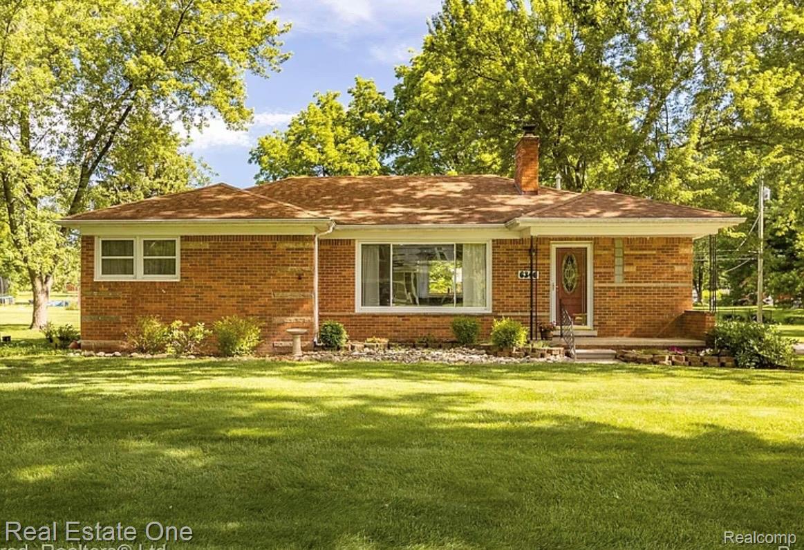 6346 Donaldson Drive — photo