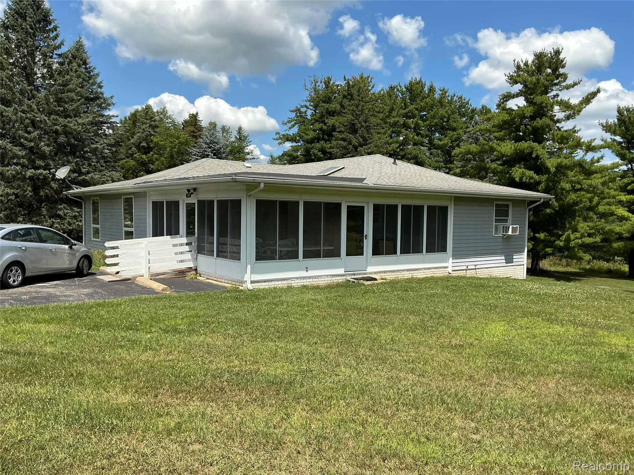 1331 Bankers Road — photo