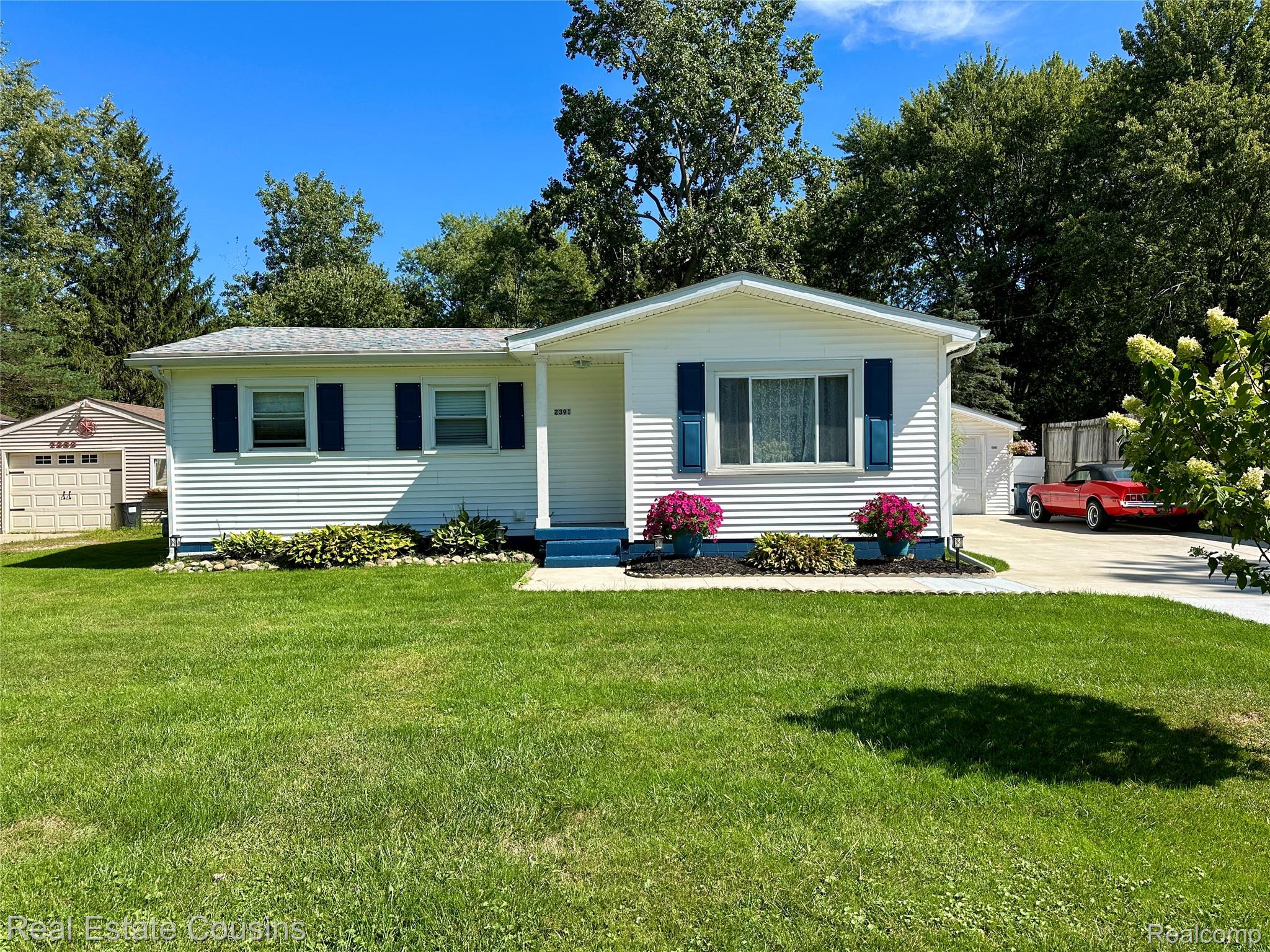 2391 Cheryl Ann Drive — photo