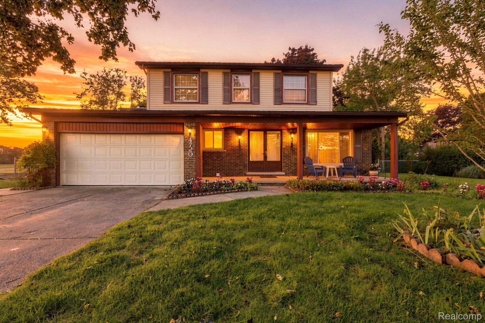 4720 Chapel Drive — photo