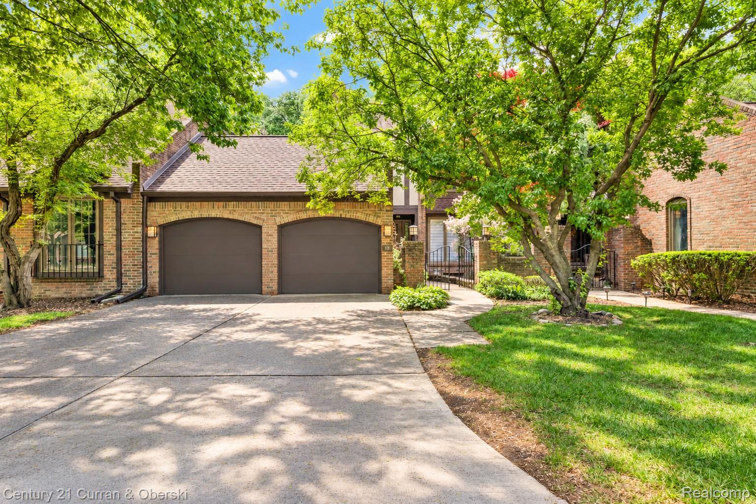 13 Timberlane Court — photo