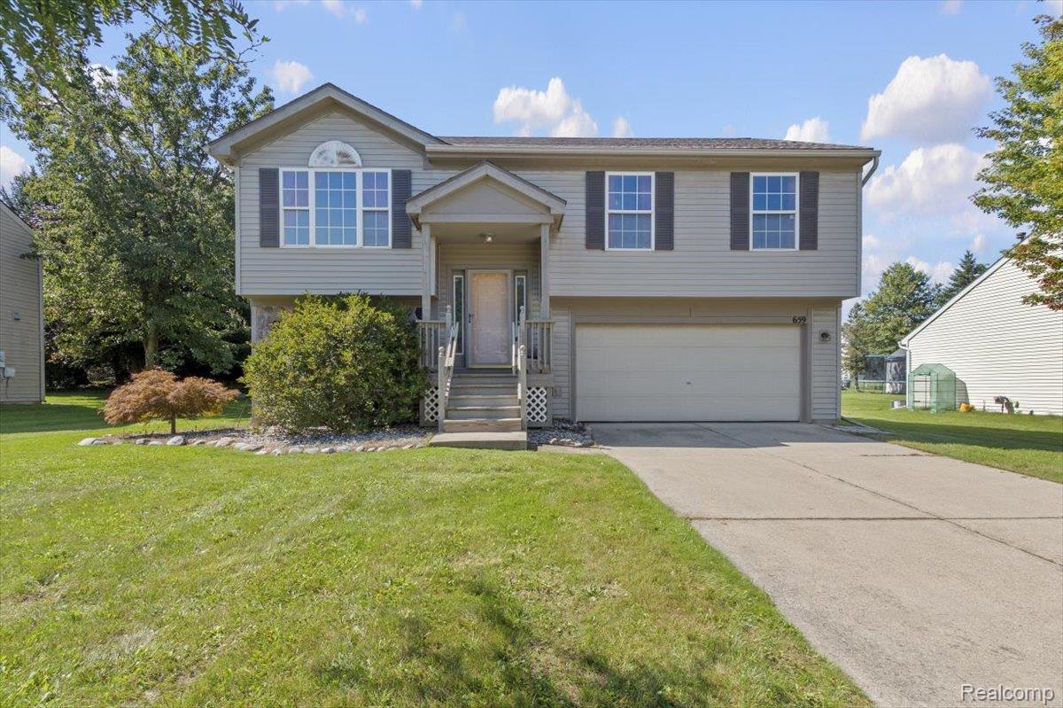 659 Andover Woods Drive — photo