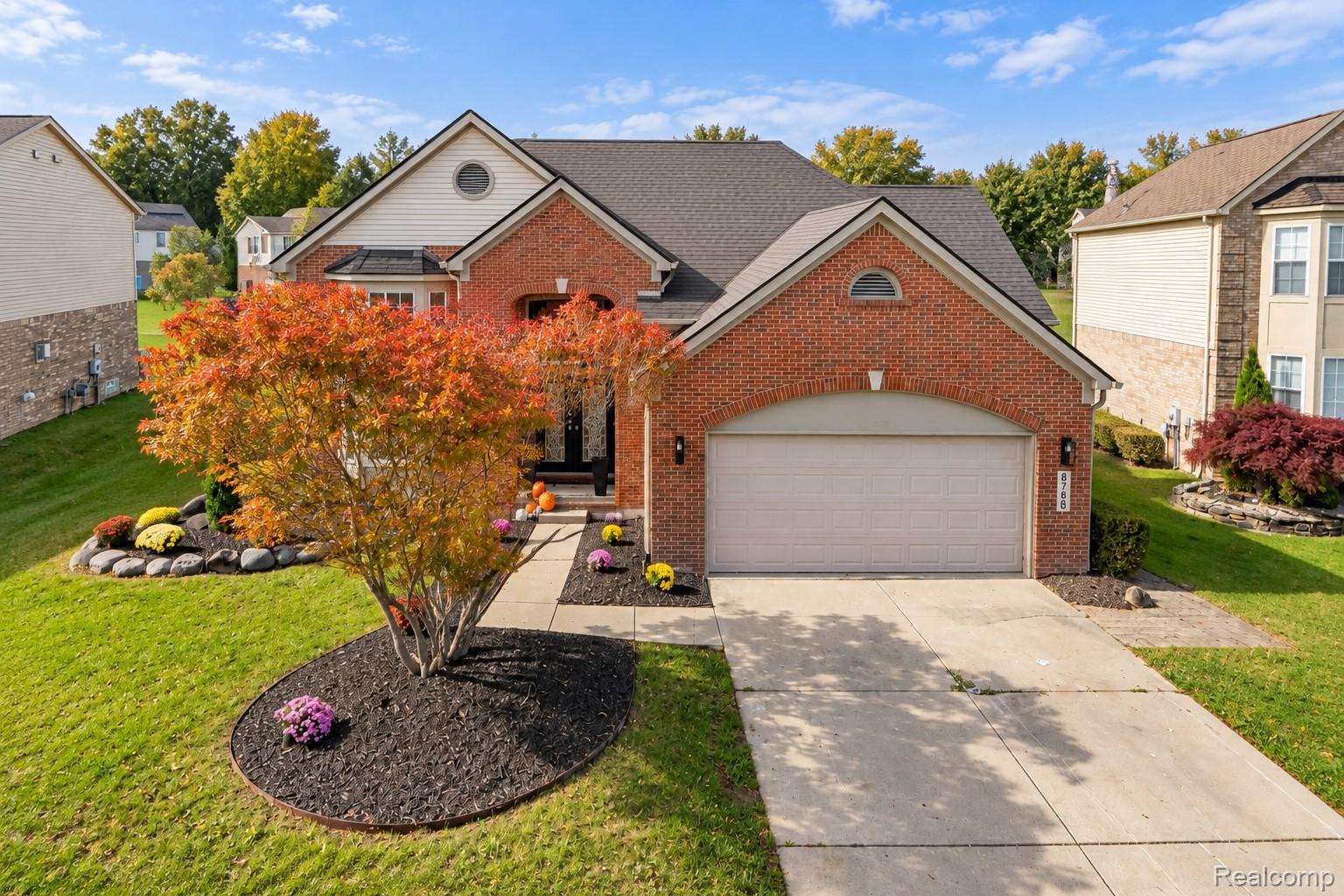 8786 Tamarack Lane — photo