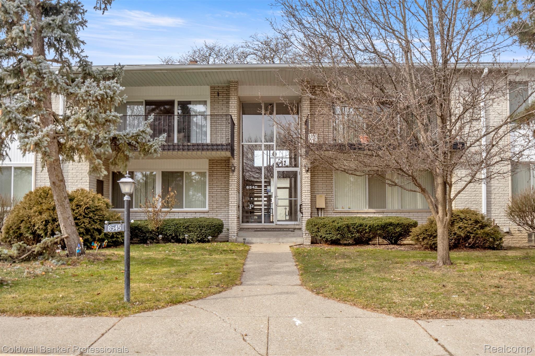 8545 Kennedy Circle Unit 3 — photo