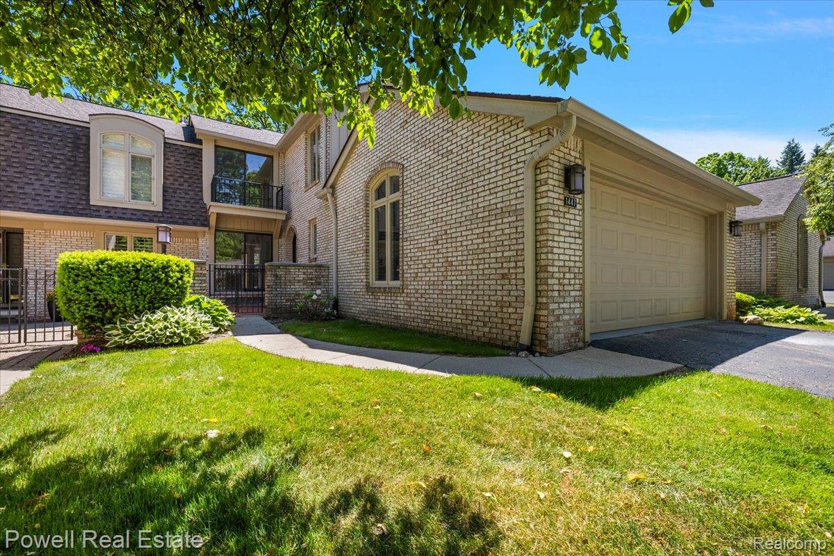 1447 Ravineview Court #C-12 — photo