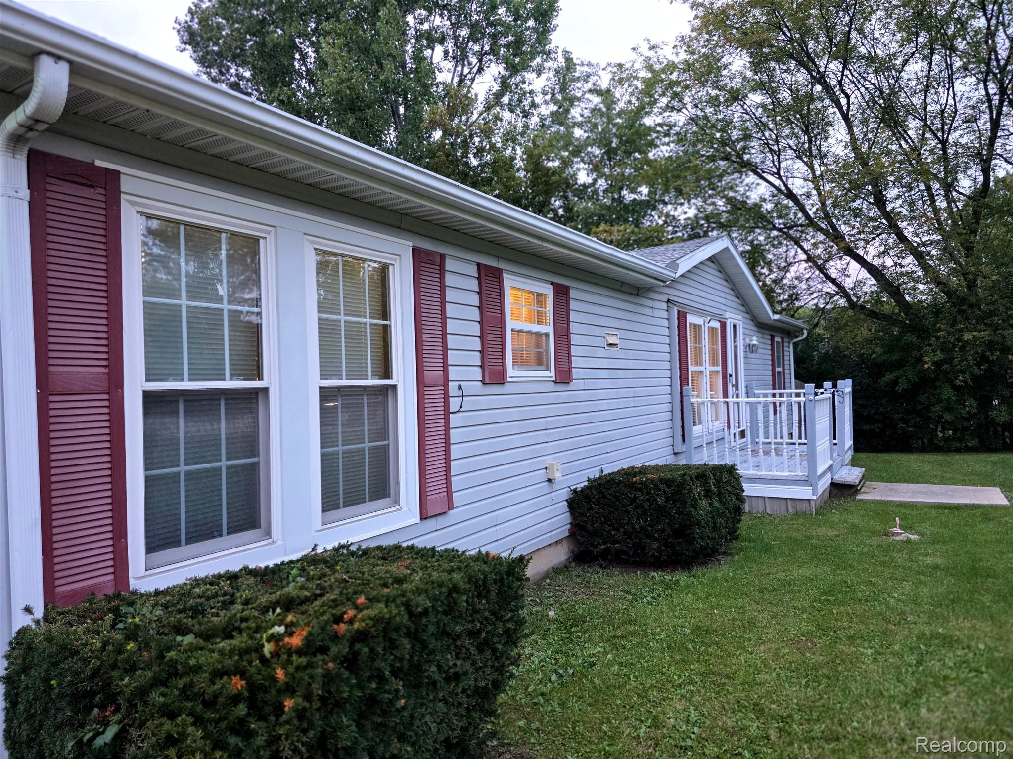 1370 S Graham Road — photo