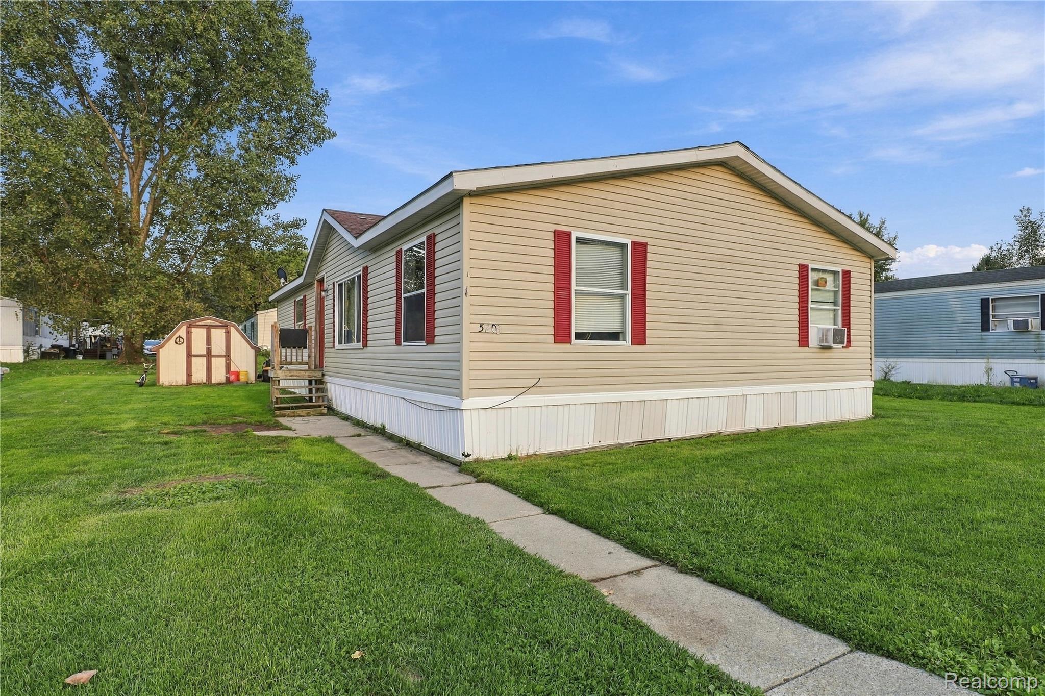 5203 John R. Drive — photo