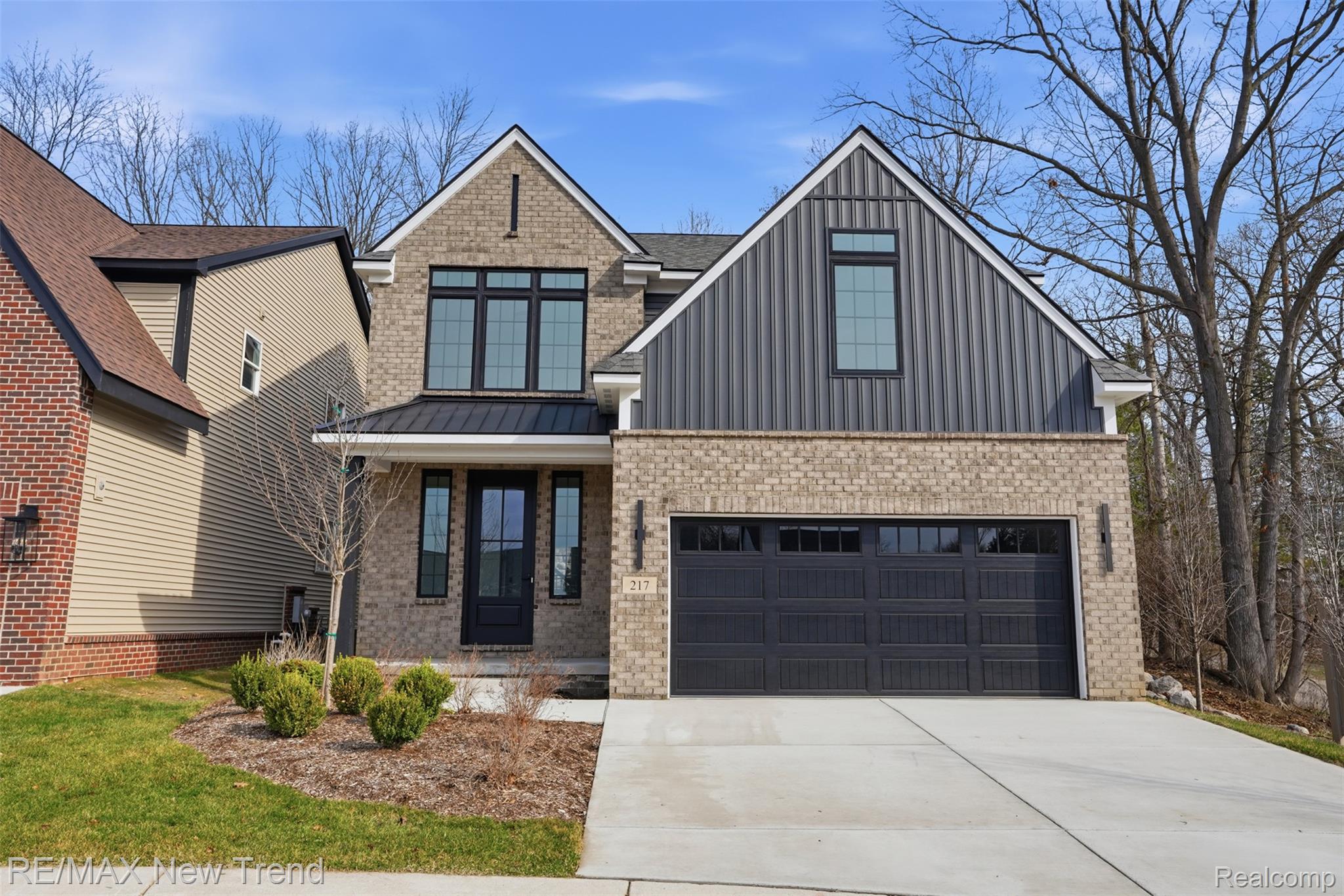217 Summit View Lane — photo
