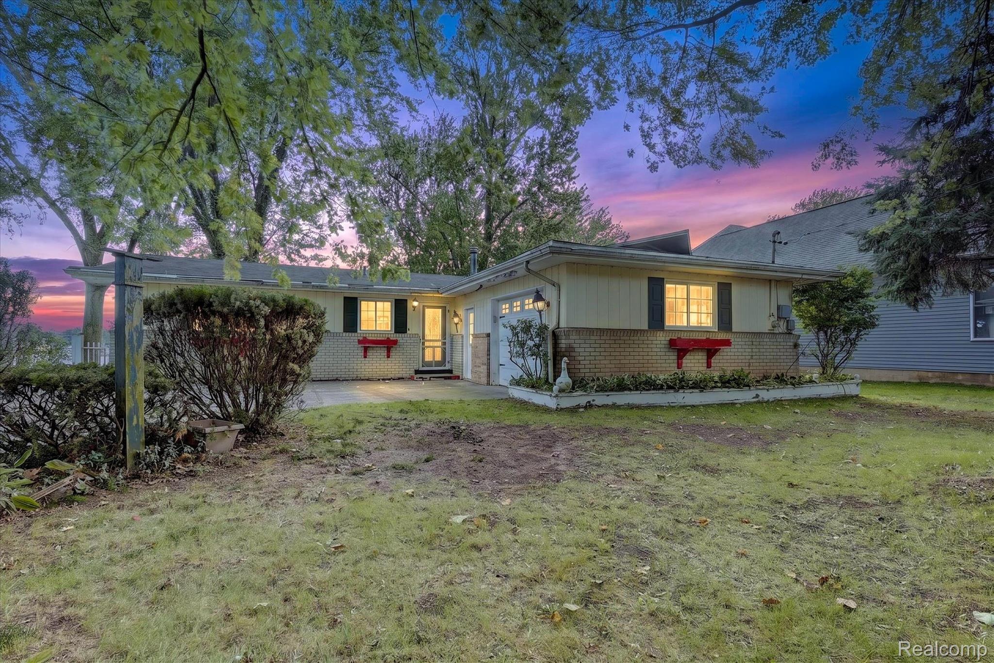 4223 Sadler Drive — photo