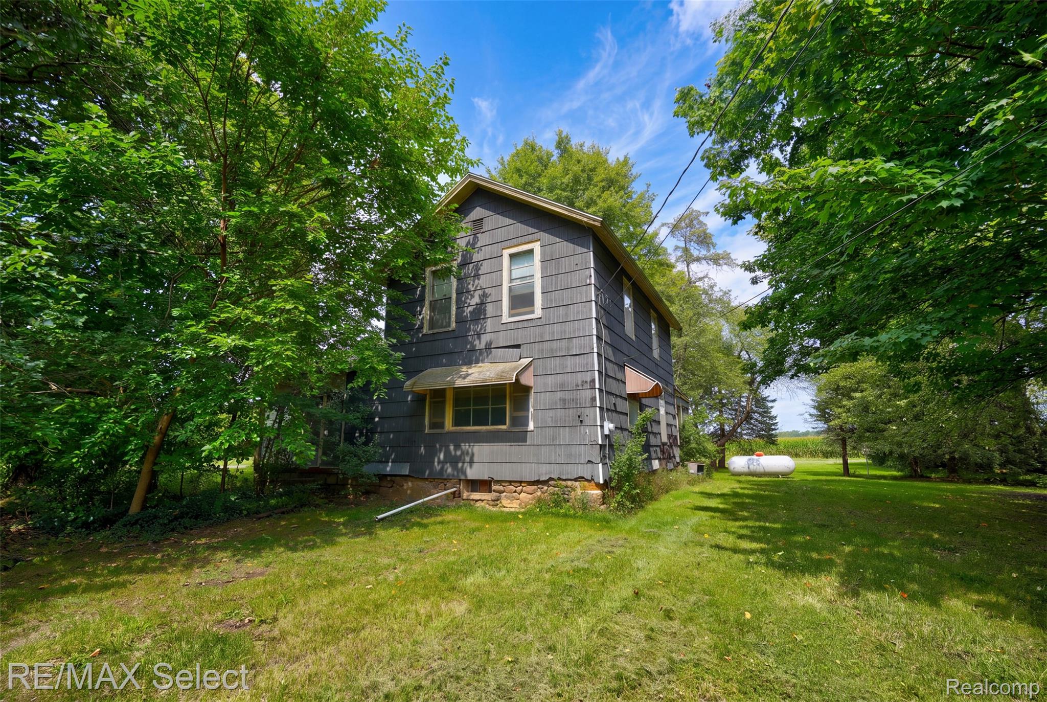 8296 N Center Road — photo