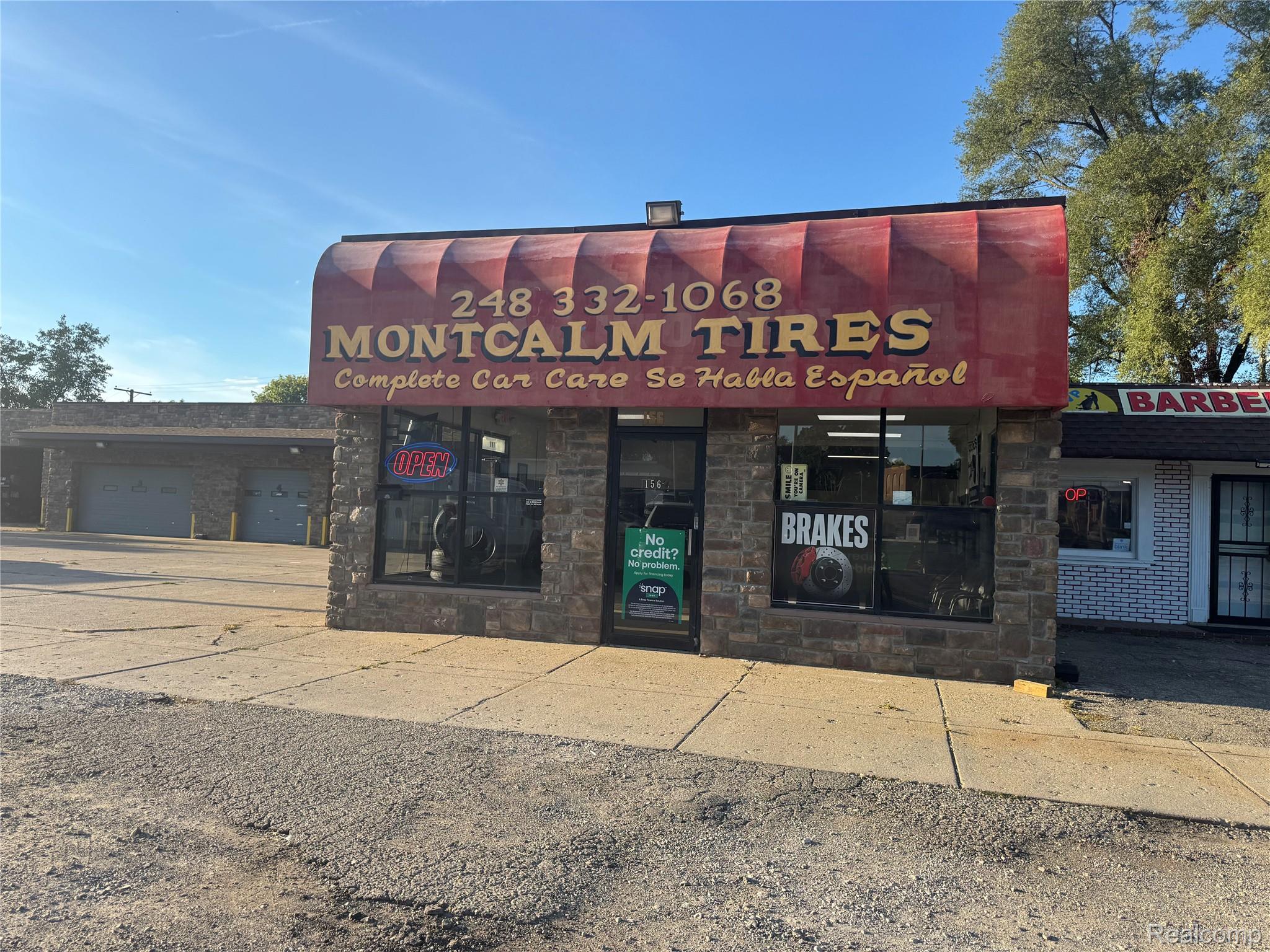 156 W Montcalm Street — photo