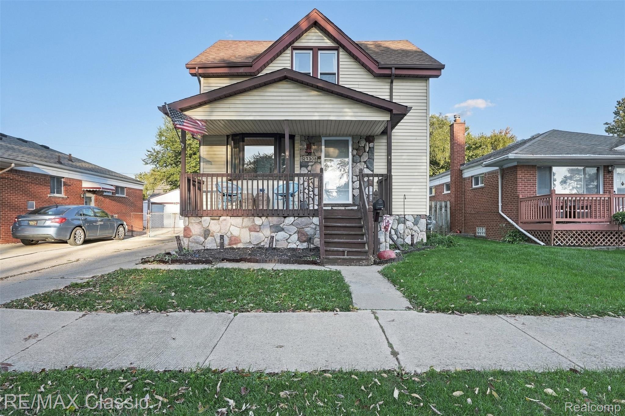 27308 Grant Street — photo