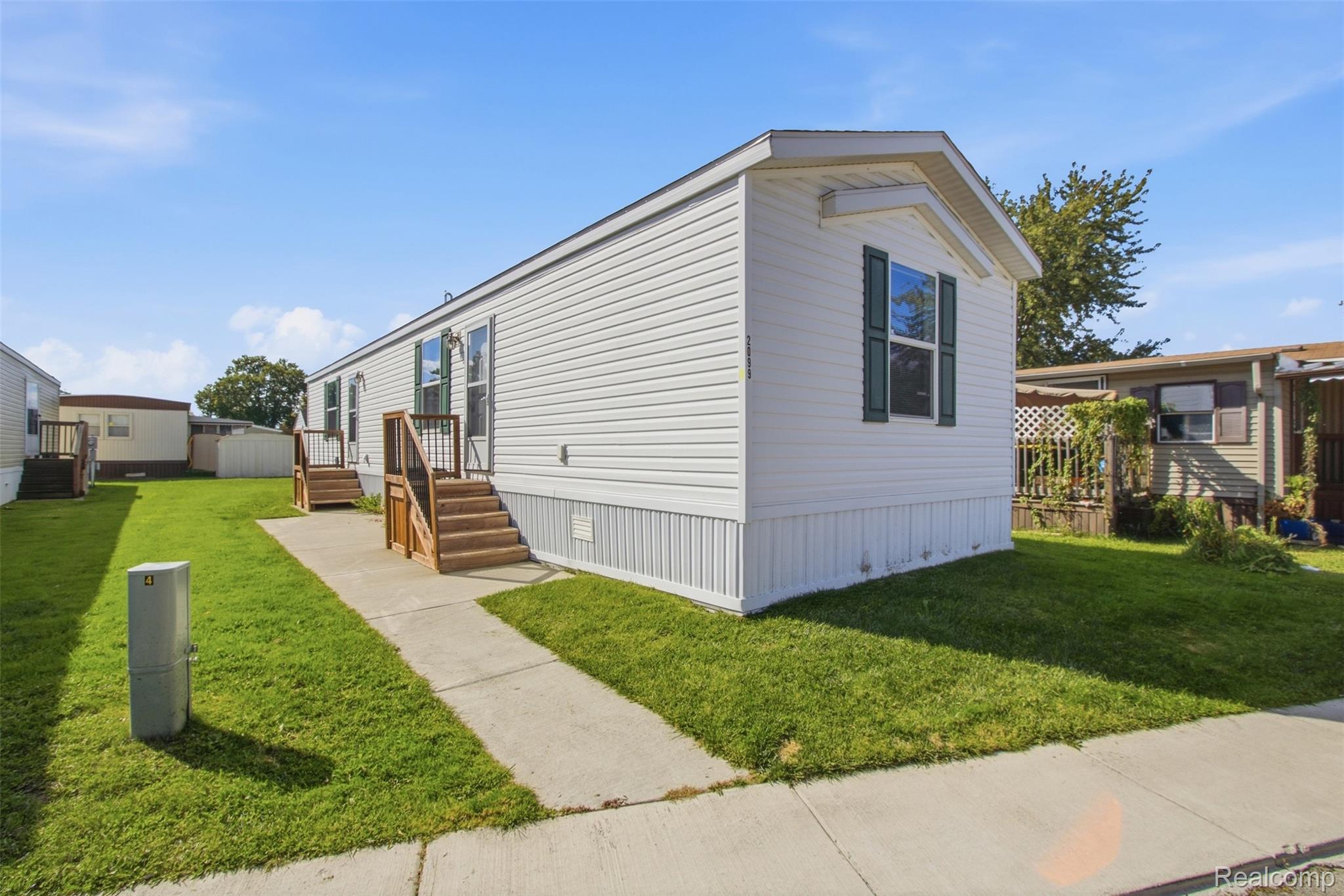 2099 Ida Drive — photo