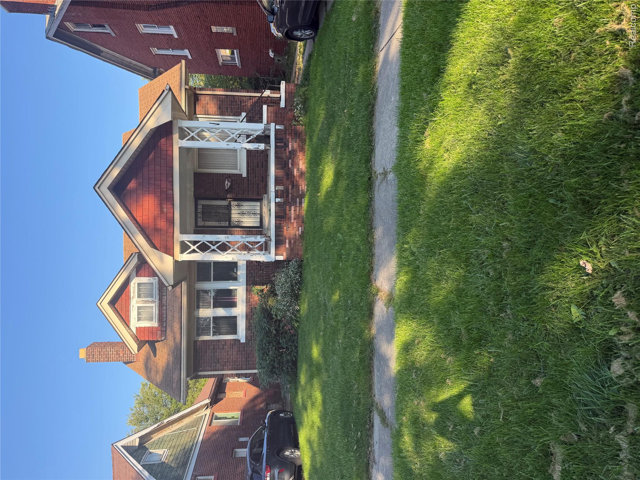 12634 Pinehurst Street — photo