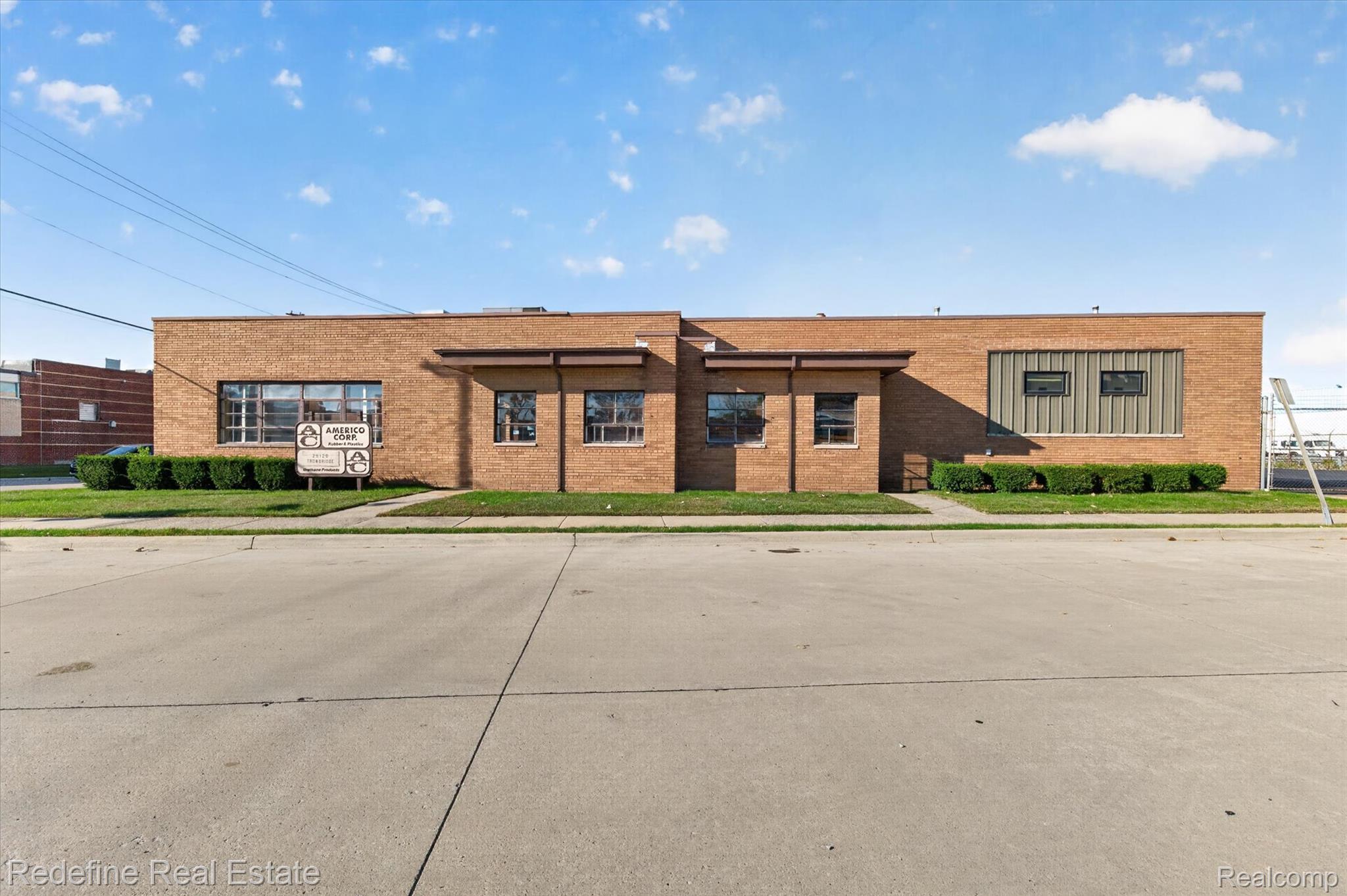 25120 Trowbridge Street — photo