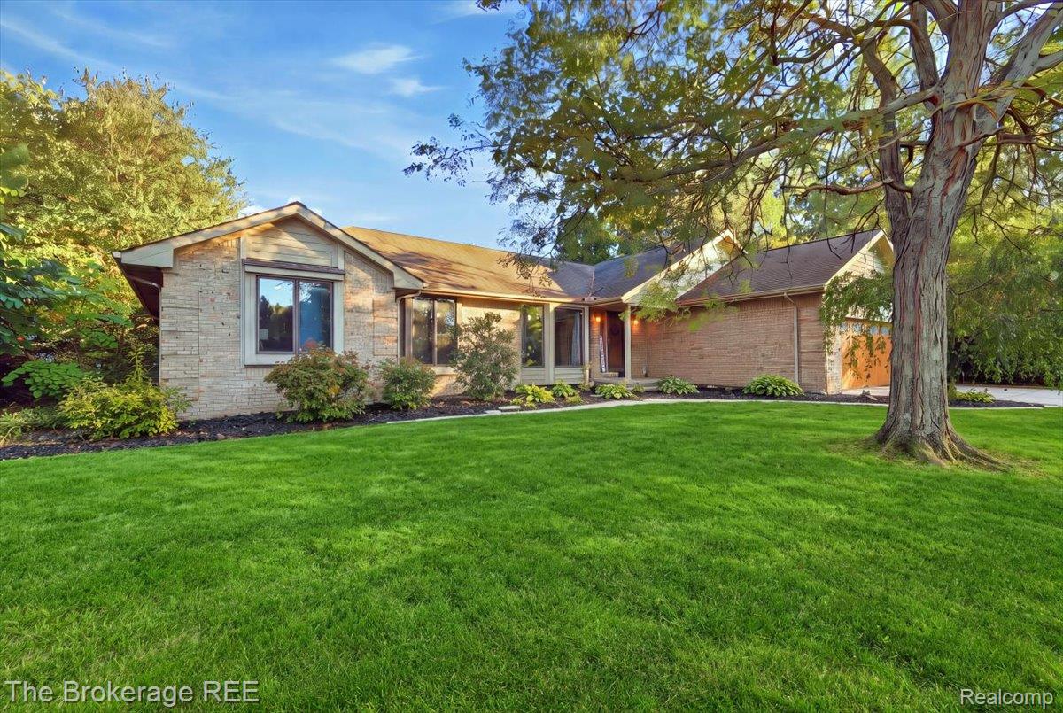 2390 Briar Creek Lane — photo