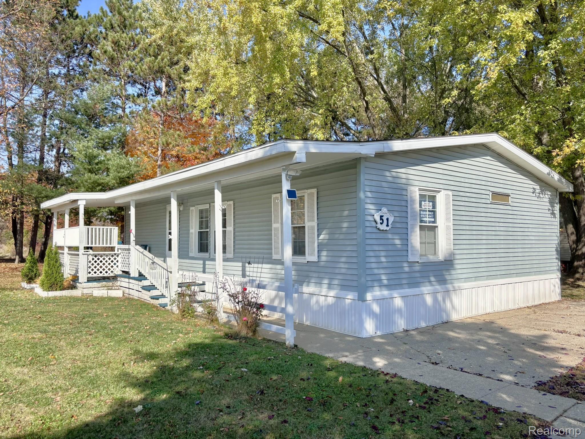 51 Green Valley Road — photo