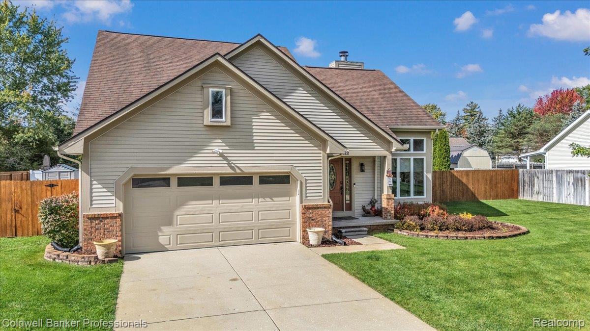 8022 Fox Hollow Road — photo