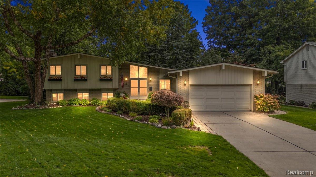 3588 Scott Drive — photo