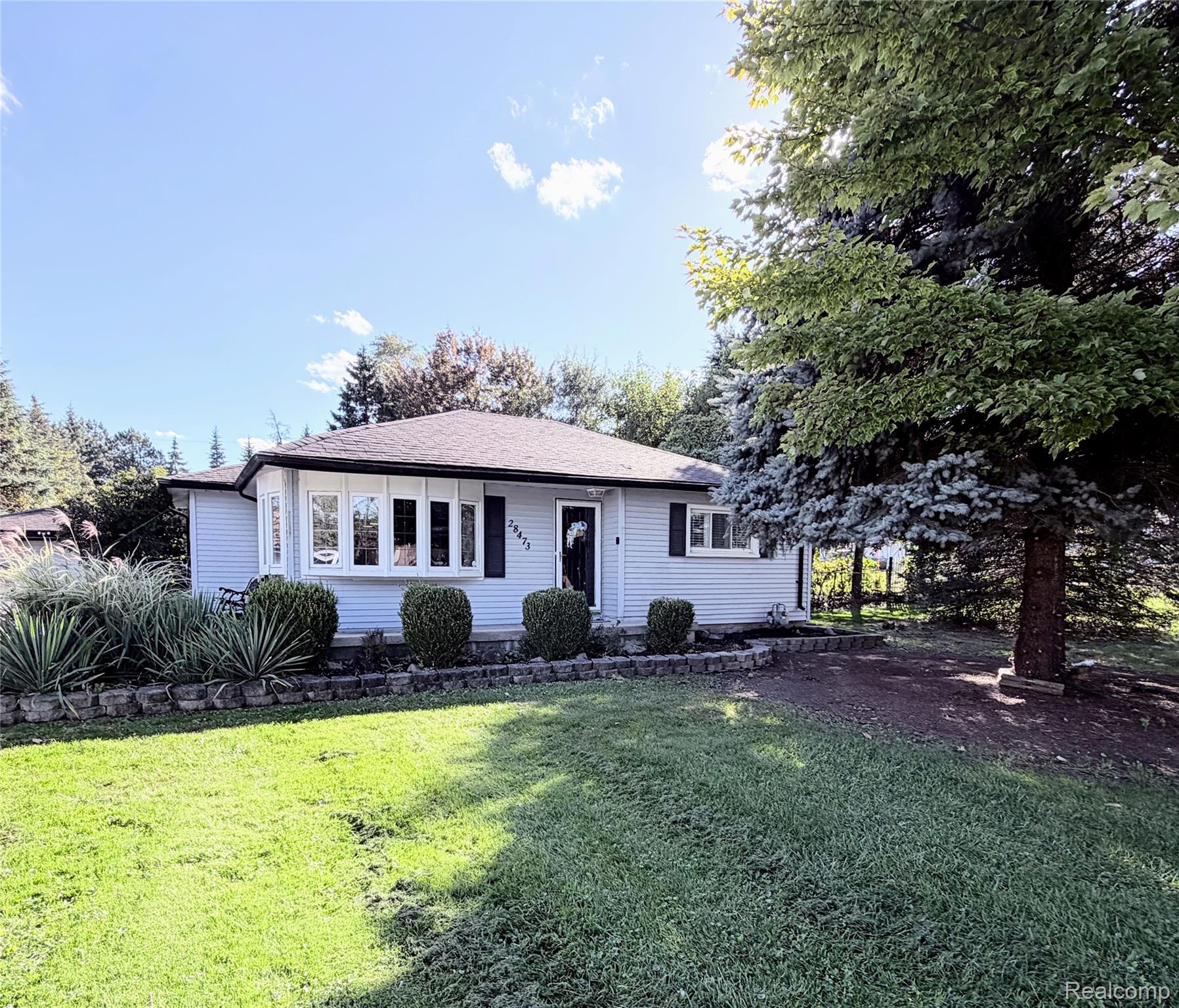 28473 Northline Road — photo