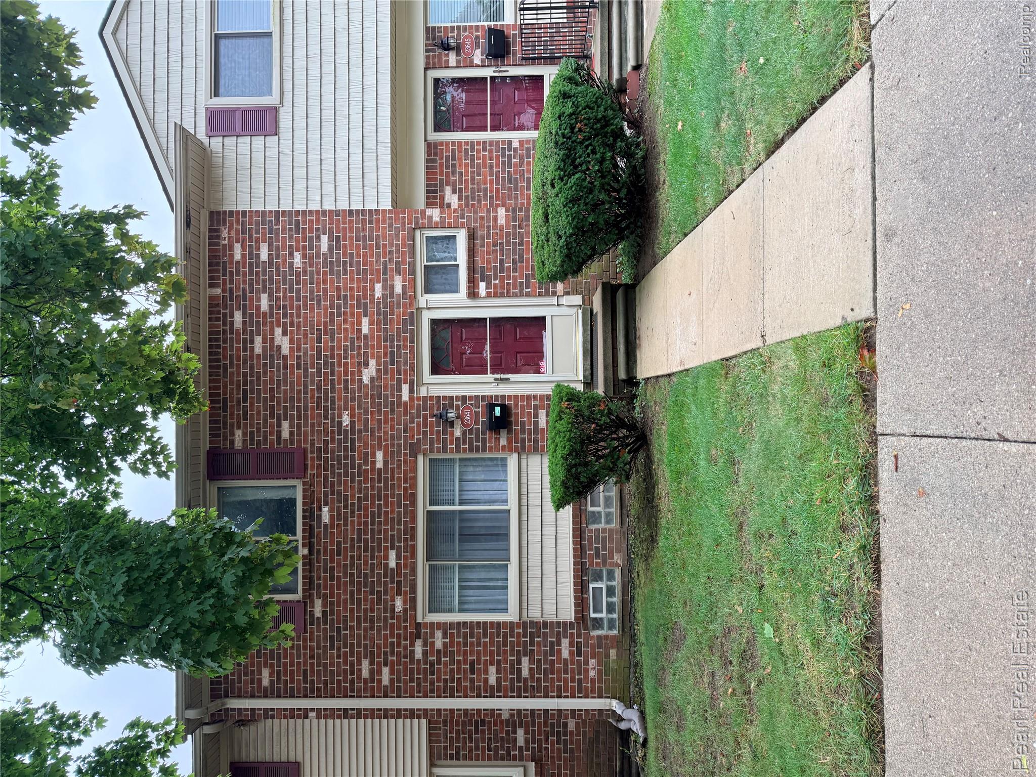 23641 Haig — photo
