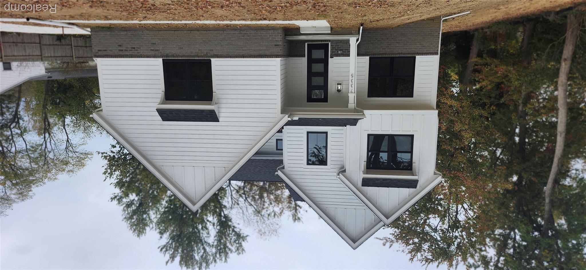 7335 Plymouth Road — photo