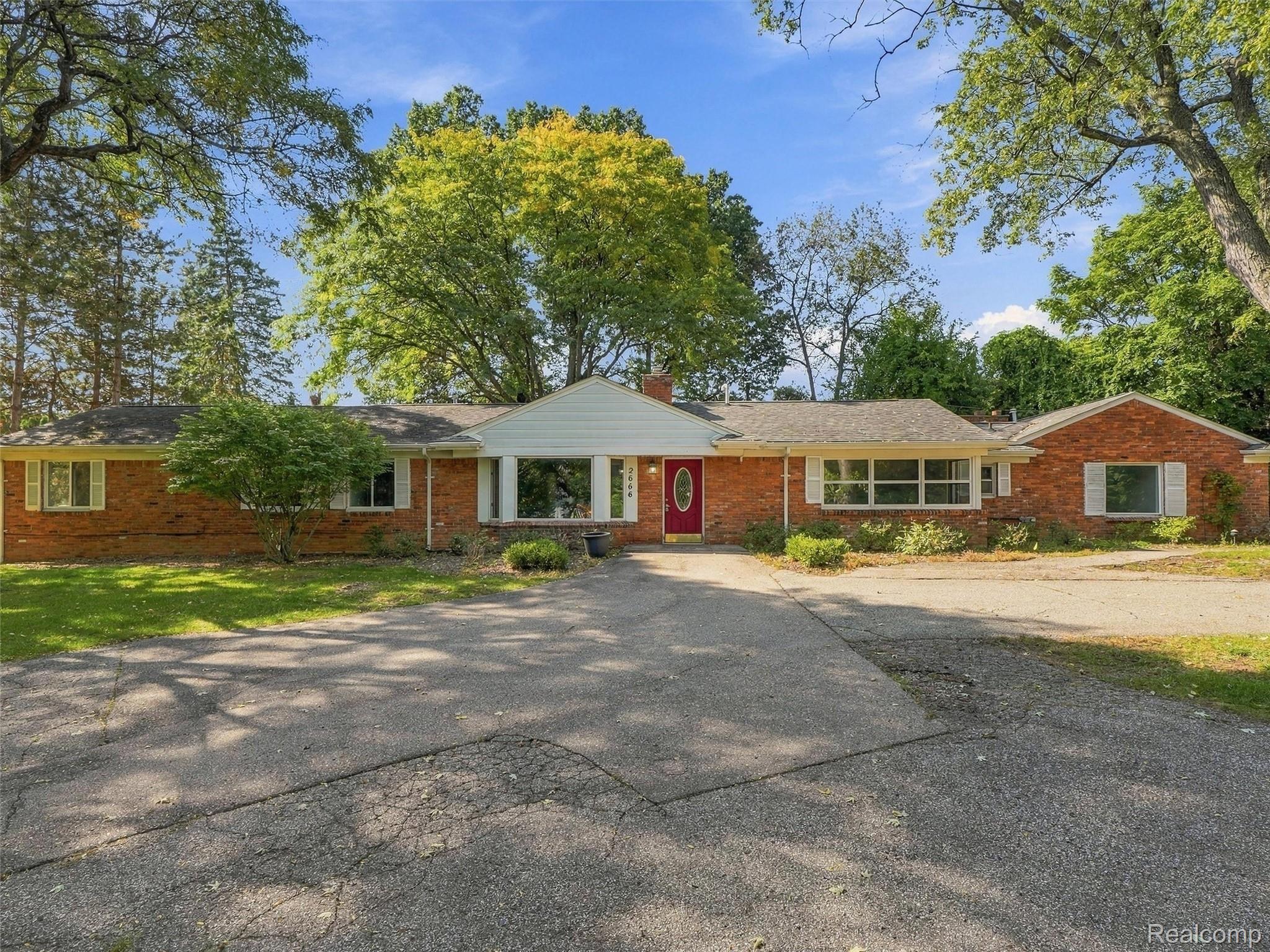 2666 W Hickory Grove Road — photo