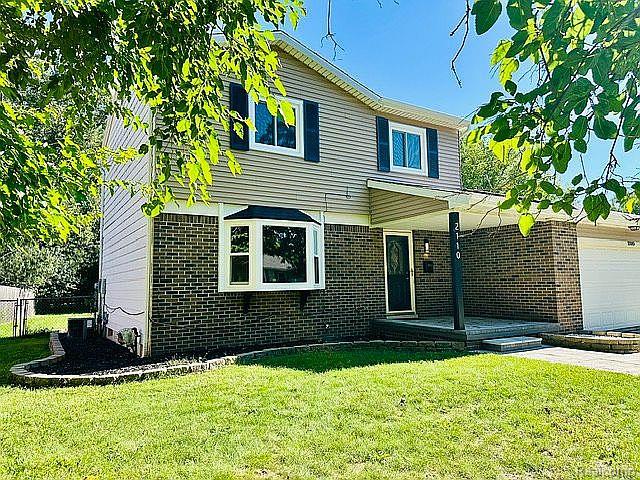 2110 Barritt Street — photo