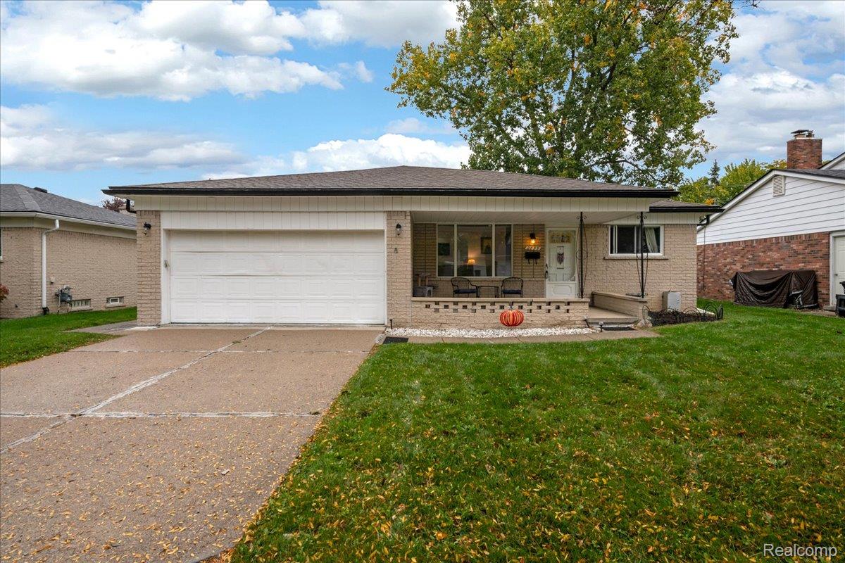 2855 Saratoga Dr — photo