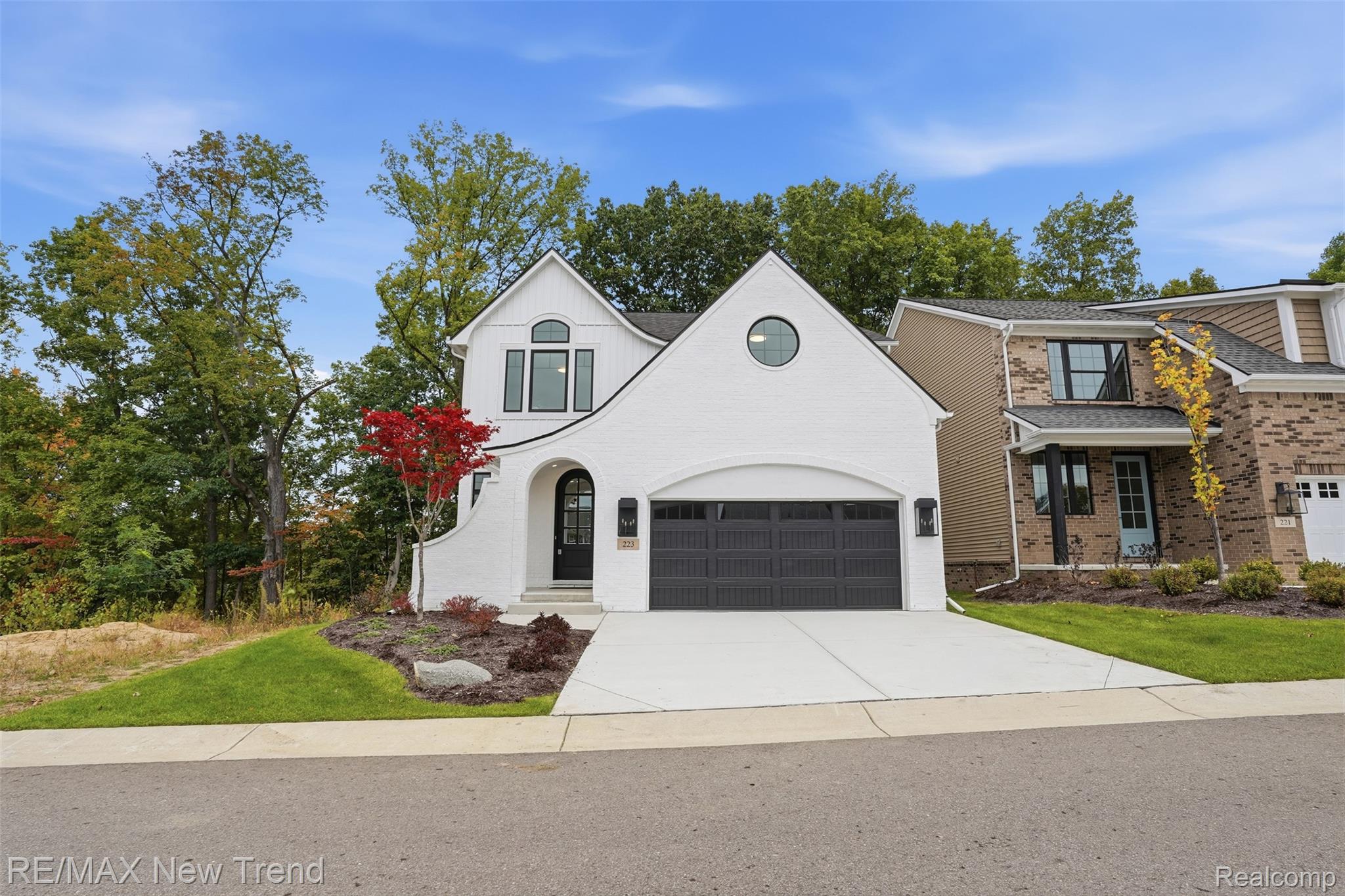 223 Summit View Ln — photo