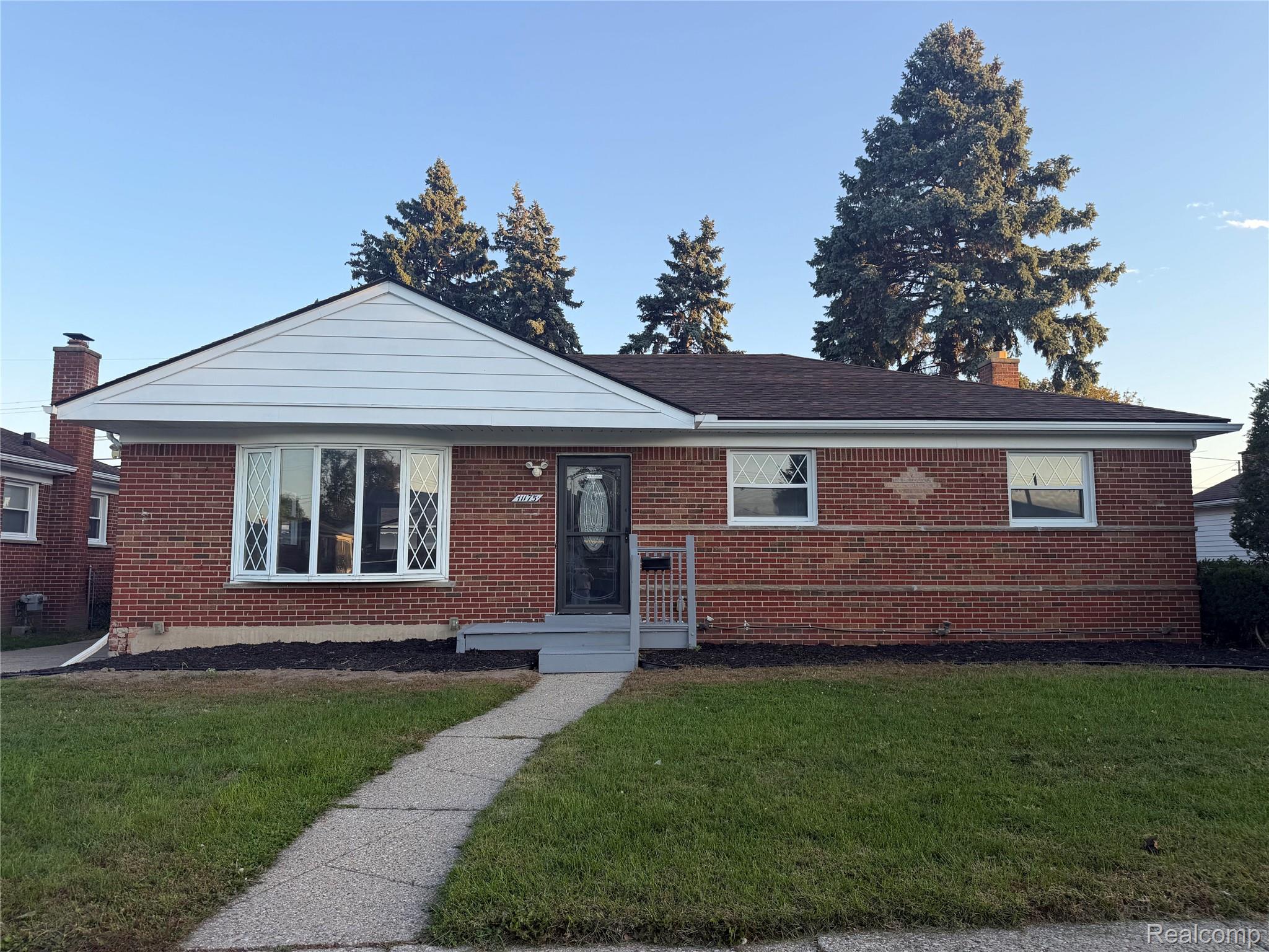 11175 Busch Ave — photo