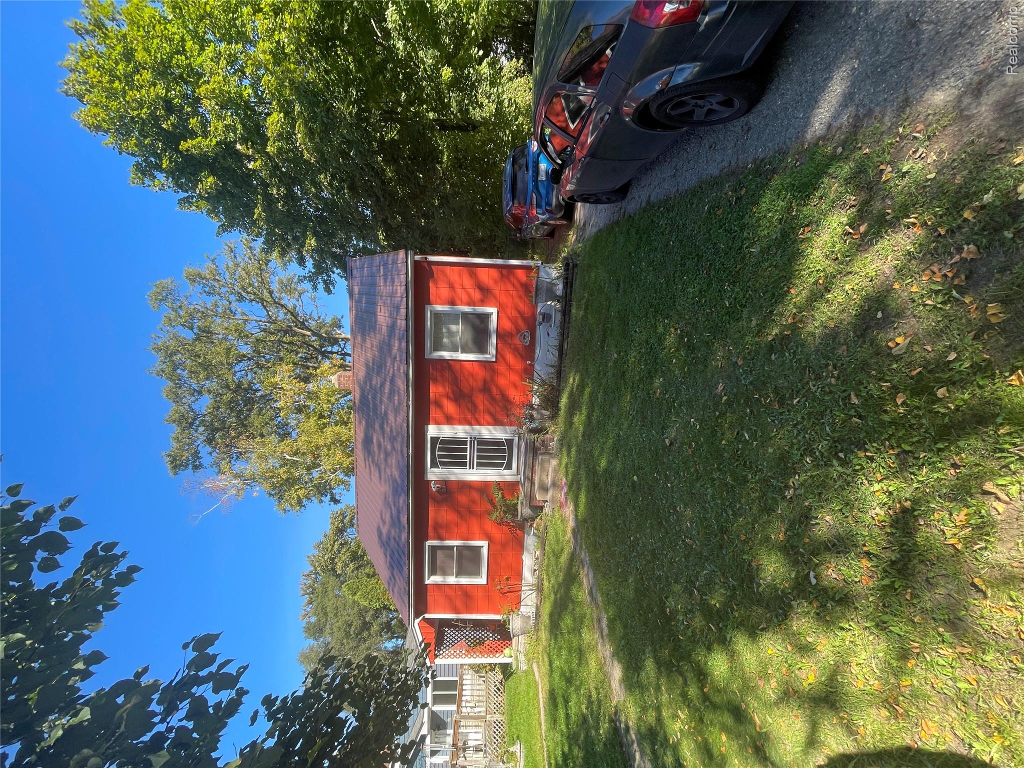 274 Voorheis St — photo