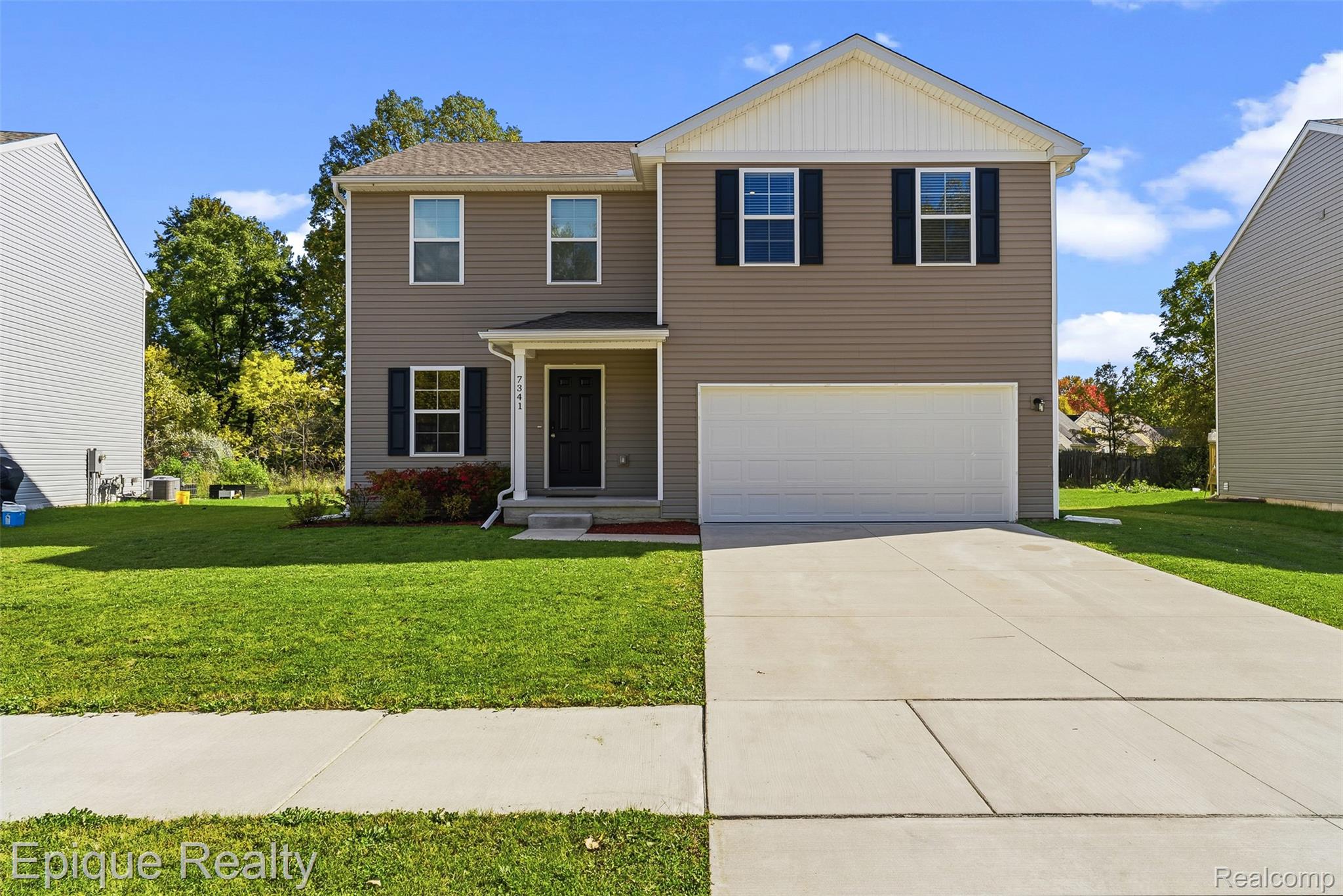 7341 Red Maple Dr — photo