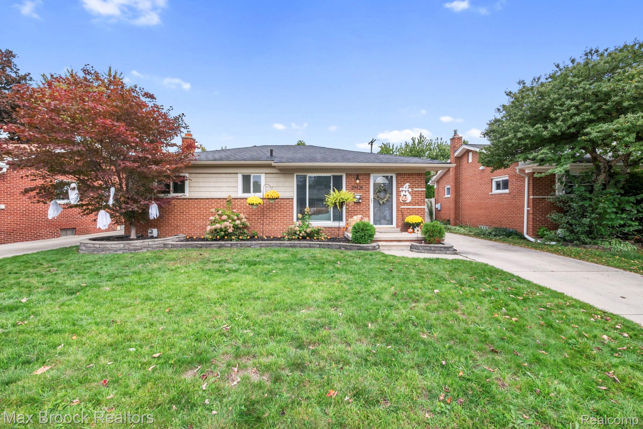 29428 Shackett Ave — photo