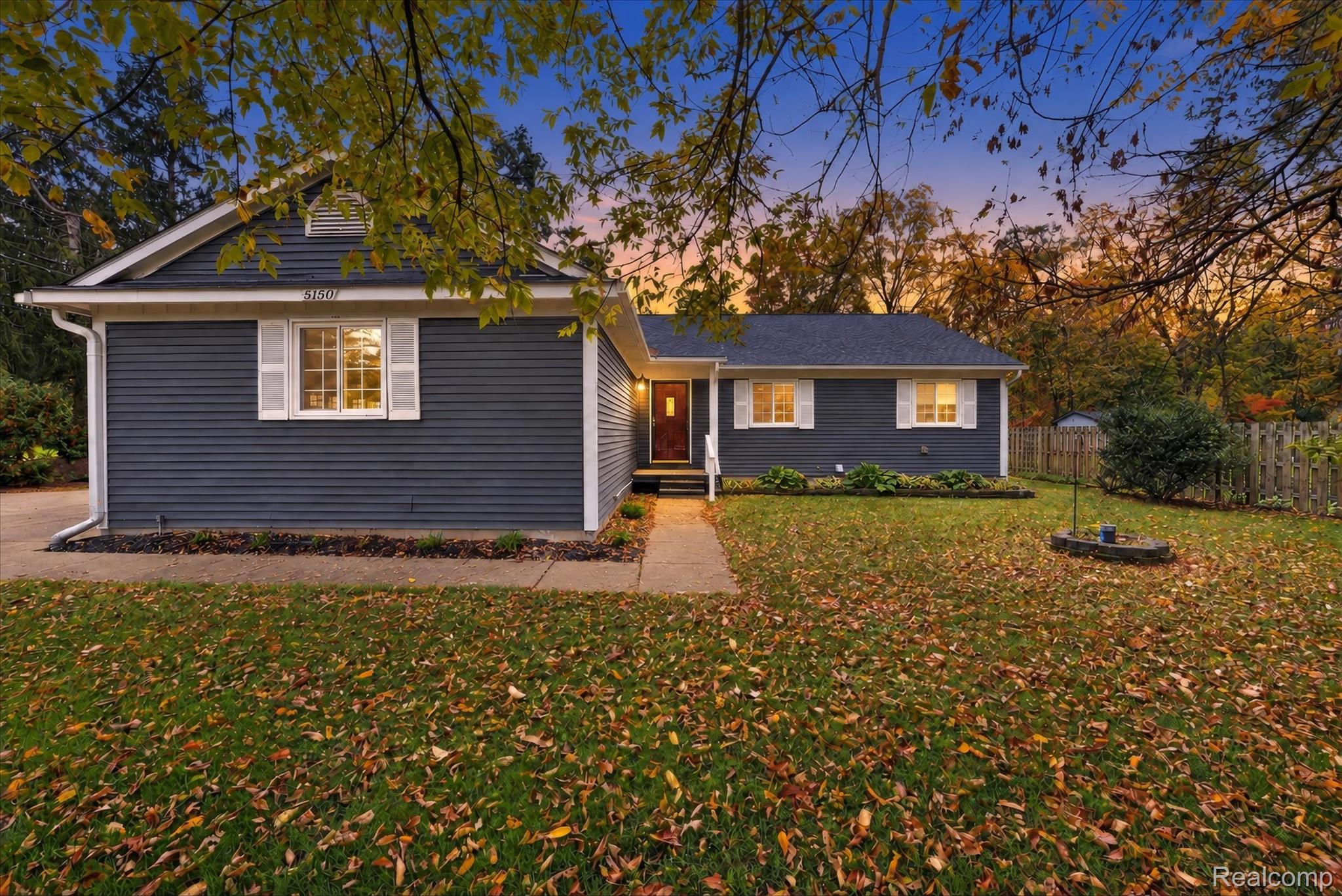 5150 Carroll Lake Rd — photo