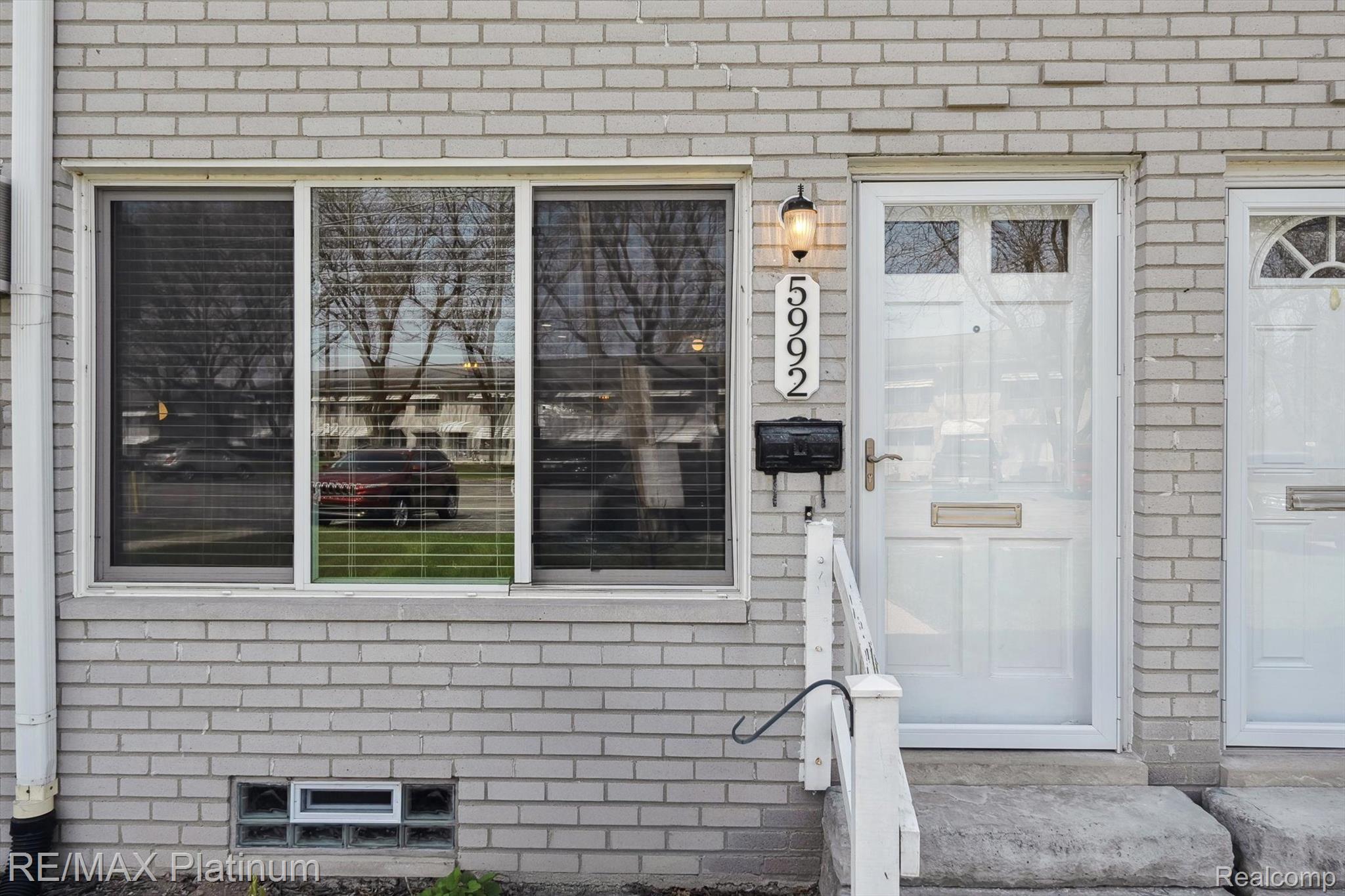 5992 Alan Dr 5980 #22 — photo