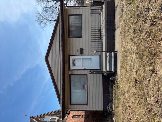 11717 W Outer Dr — photo