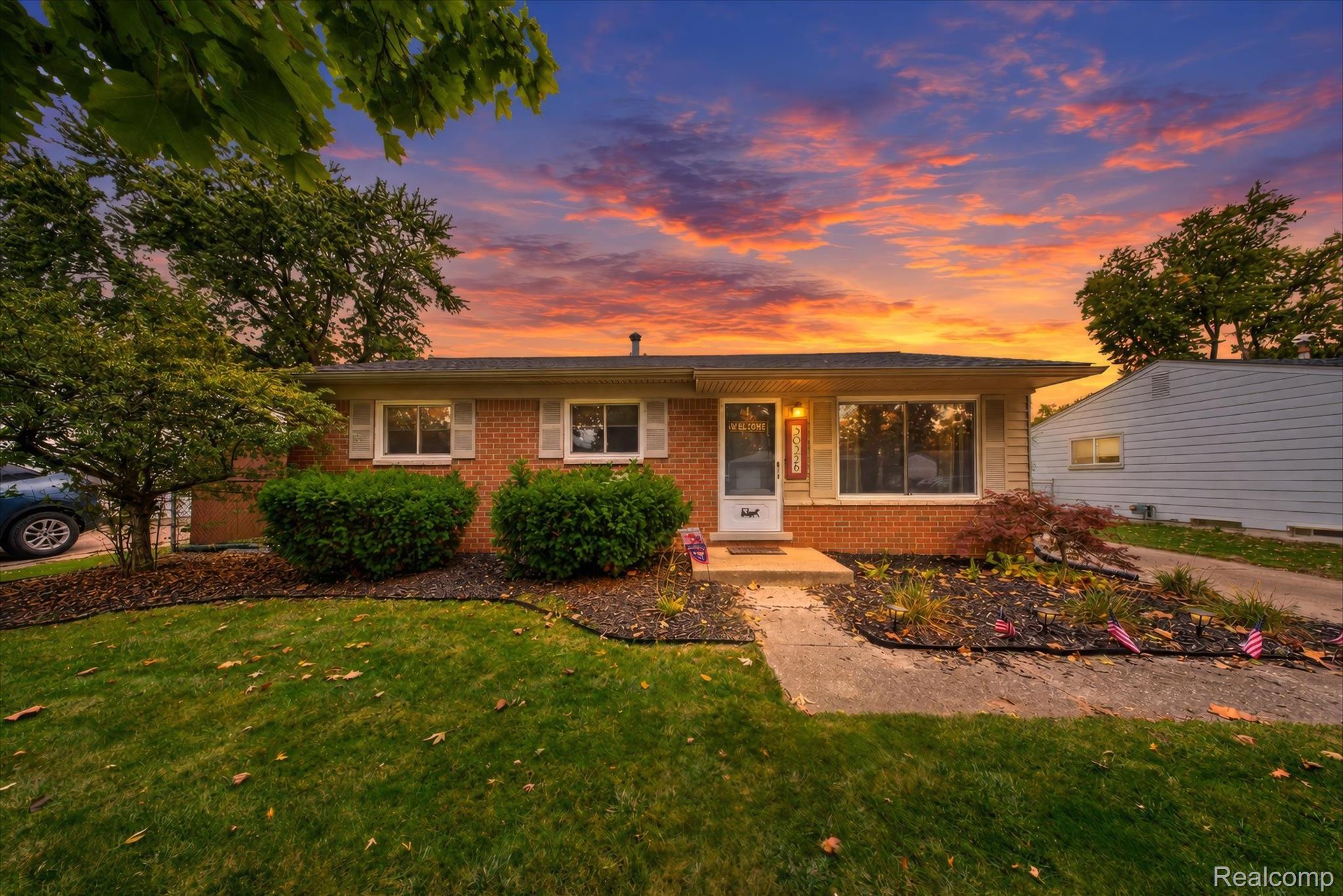 30328 Fairfax St — photo