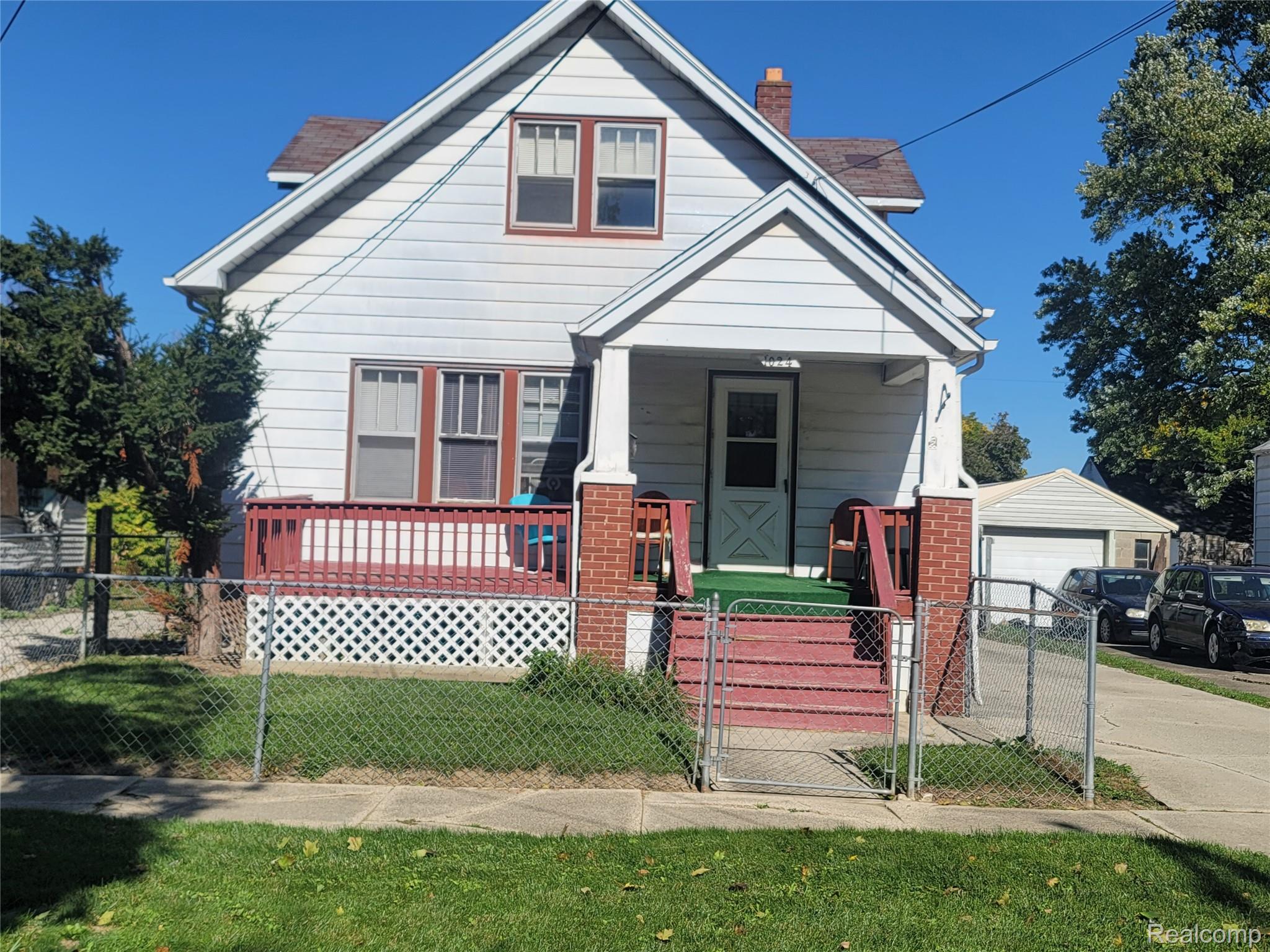 1024 Ossington Ave — photo
