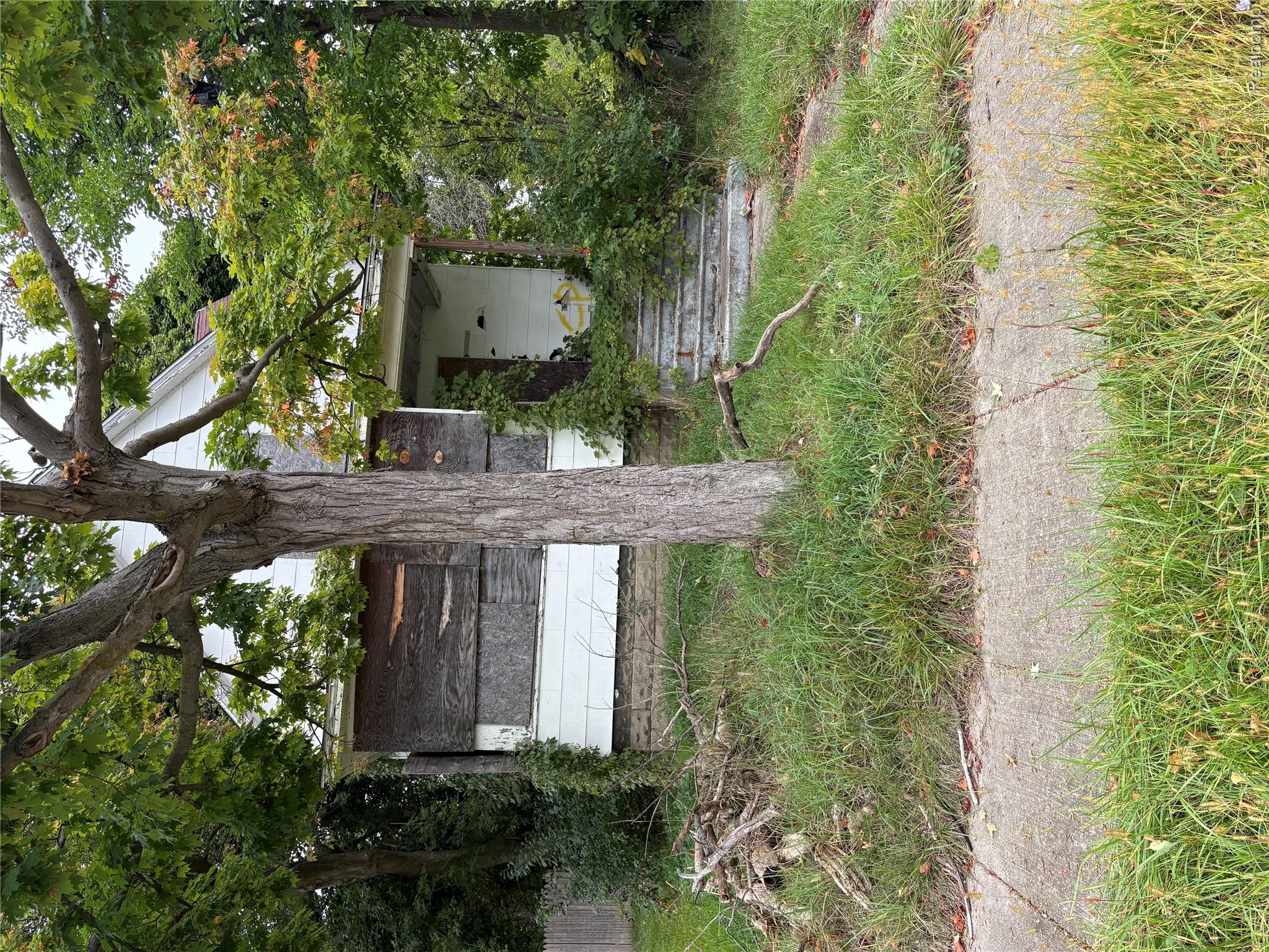 2110 Adams Ave — photo