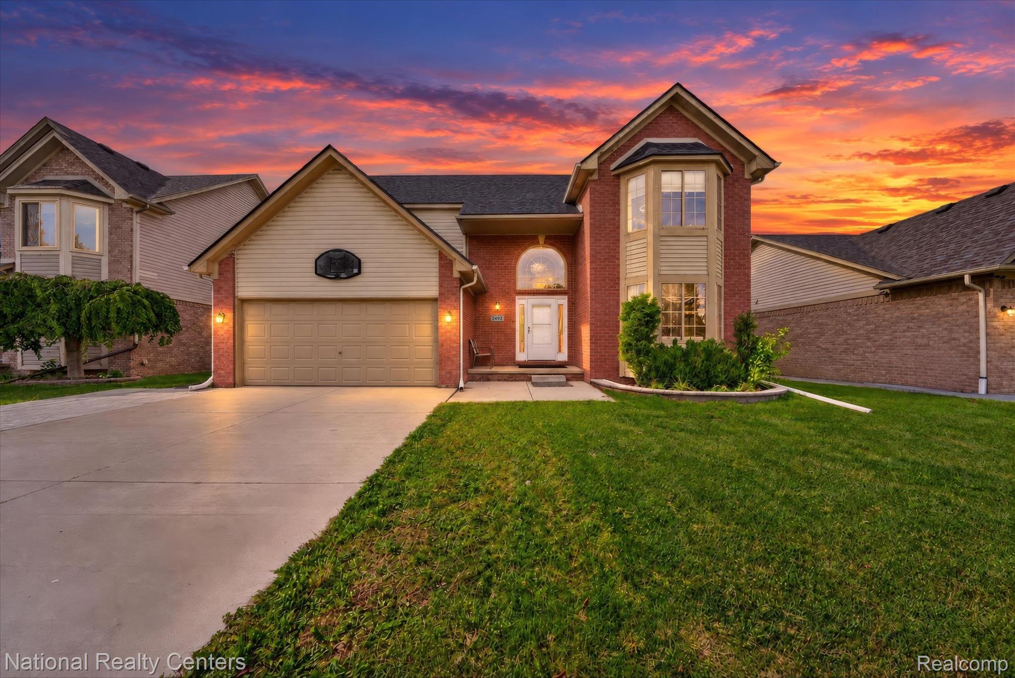 24292 Charles Dr — photo
