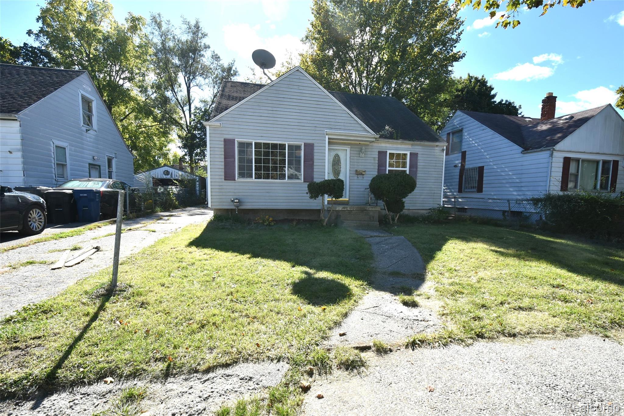 2617 Prospect St — photo