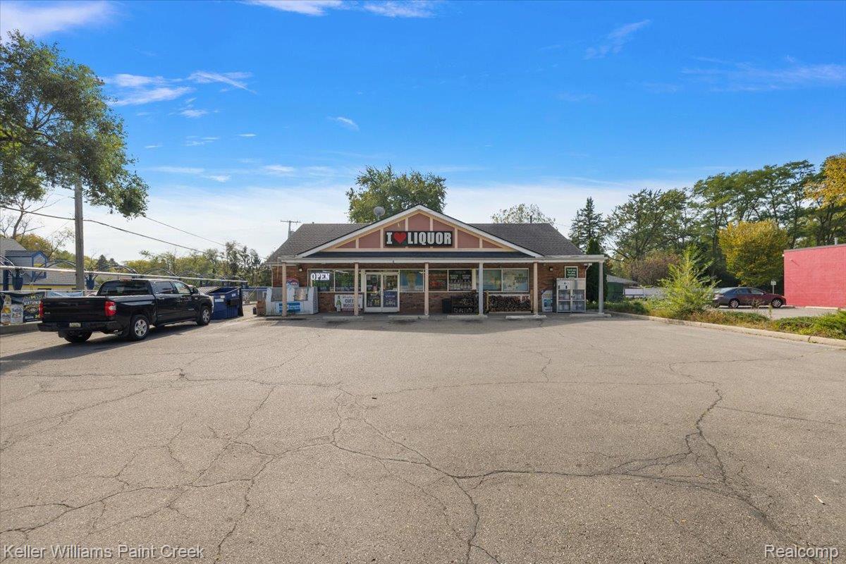 3240 Packard Rd — photo