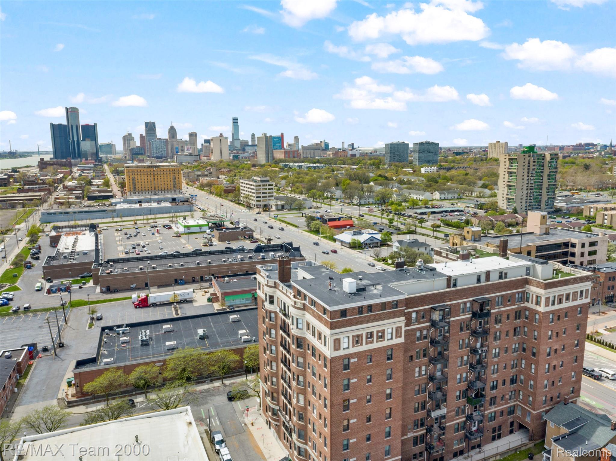 2900 E Jefferson Ave #61-C8 — photo