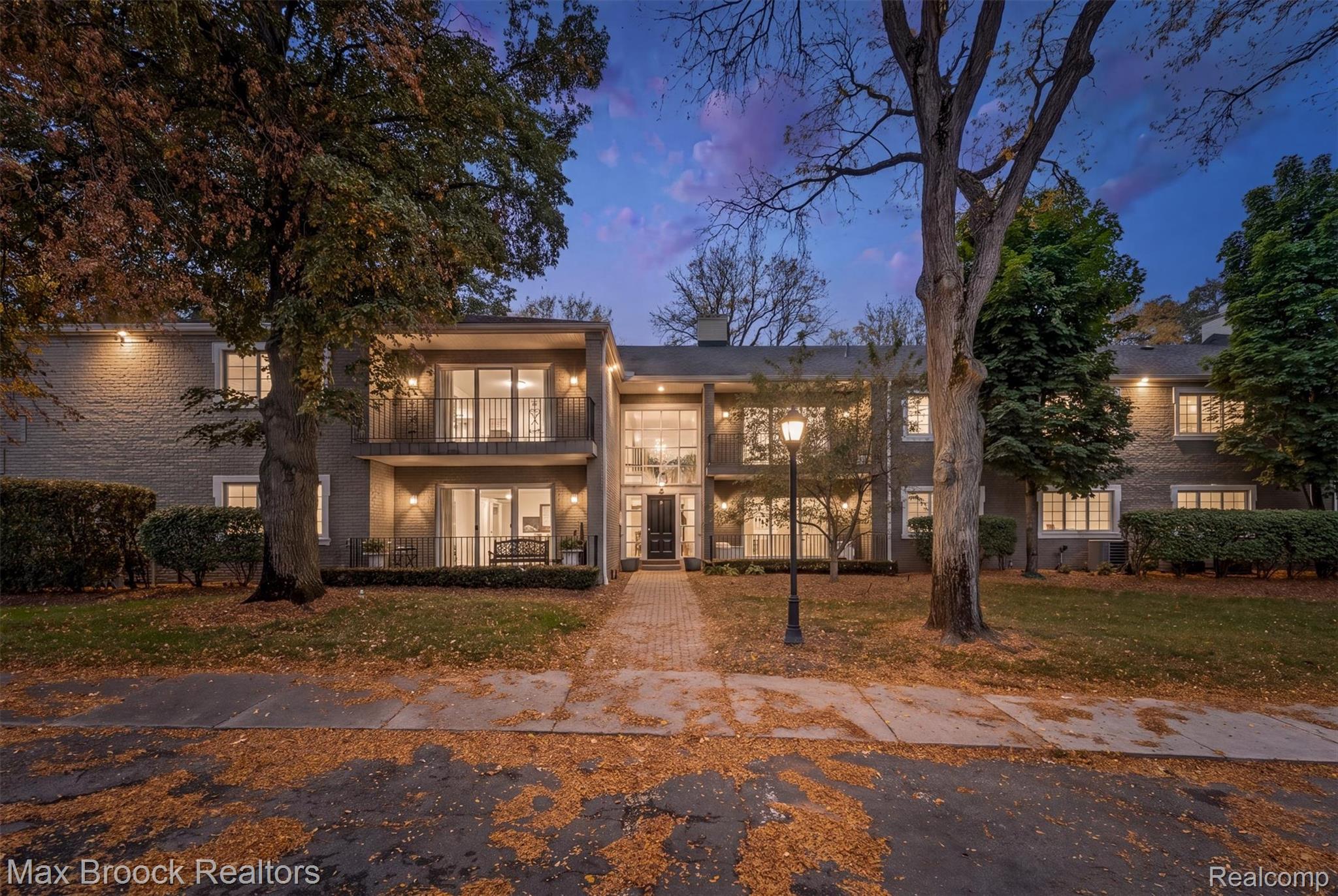 1113 N Old Woodward Ave #45 — photo