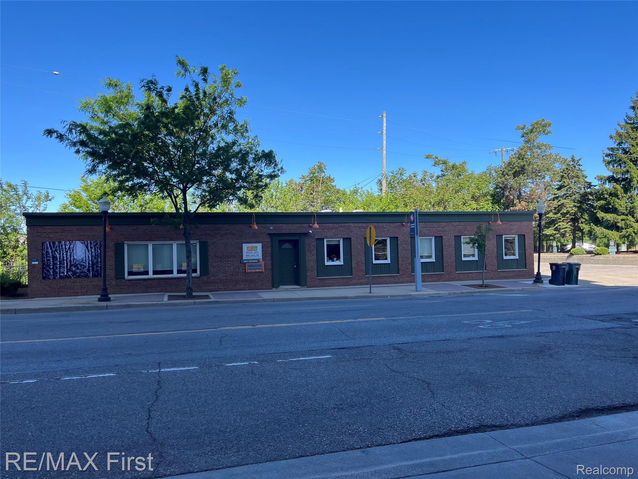 200 S Washington Ave — photo