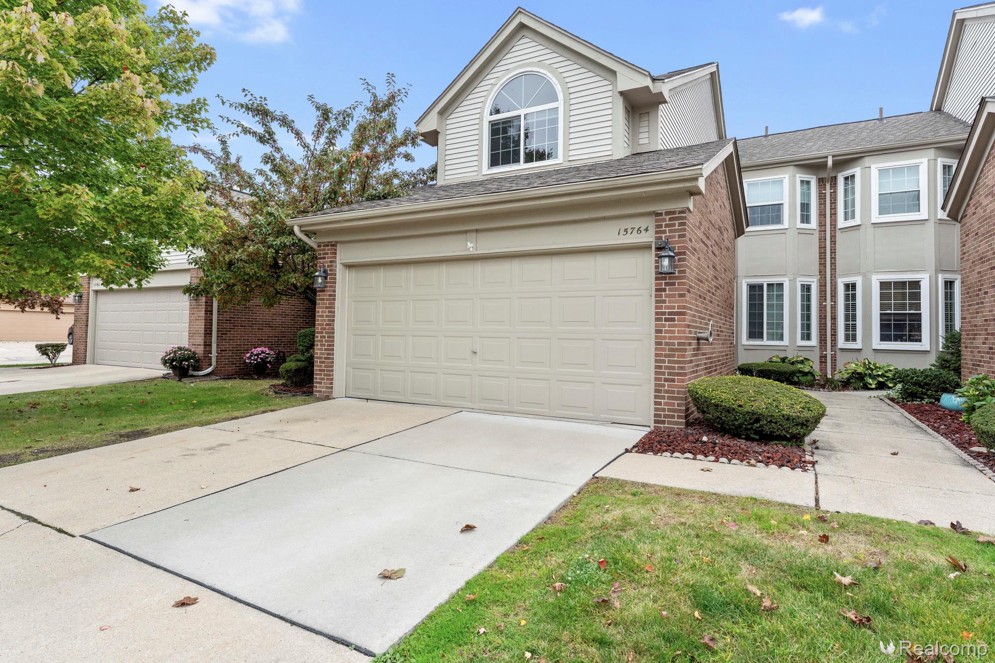 15764 Golfview Dr N #185 — photo